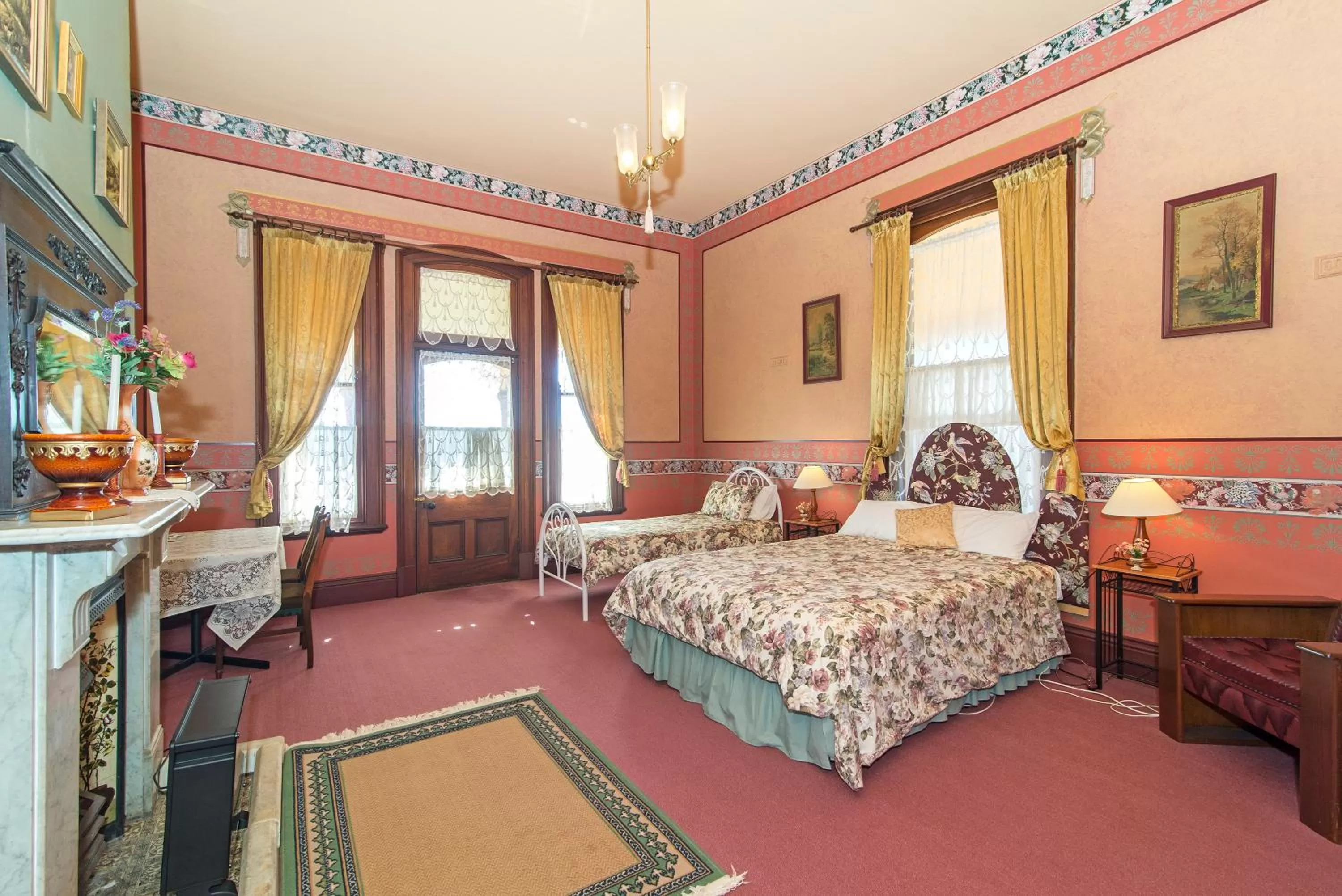 Triple Room with Private External Bathroom in Stannum House