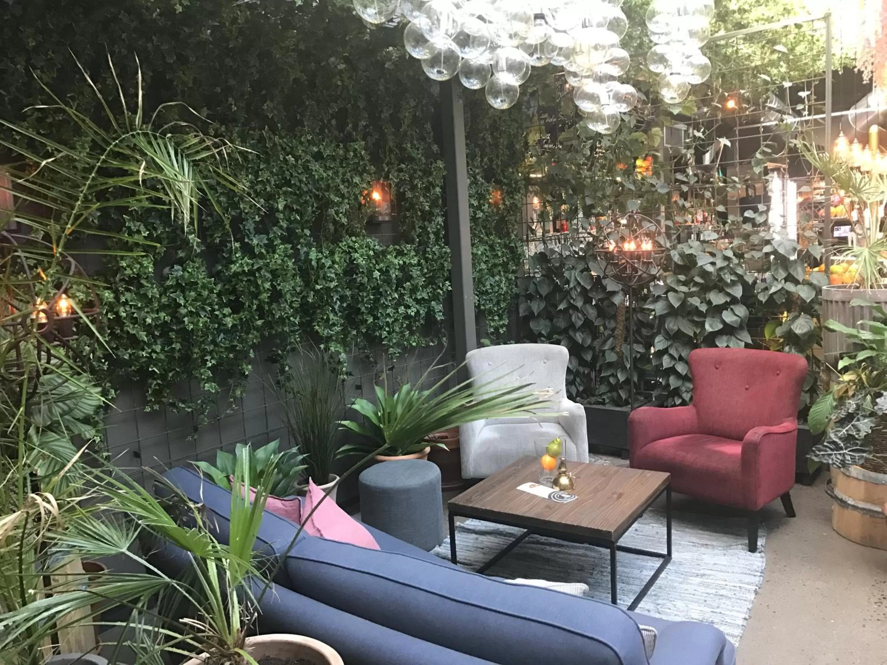 Balcony/Terrace in First Hotel Central