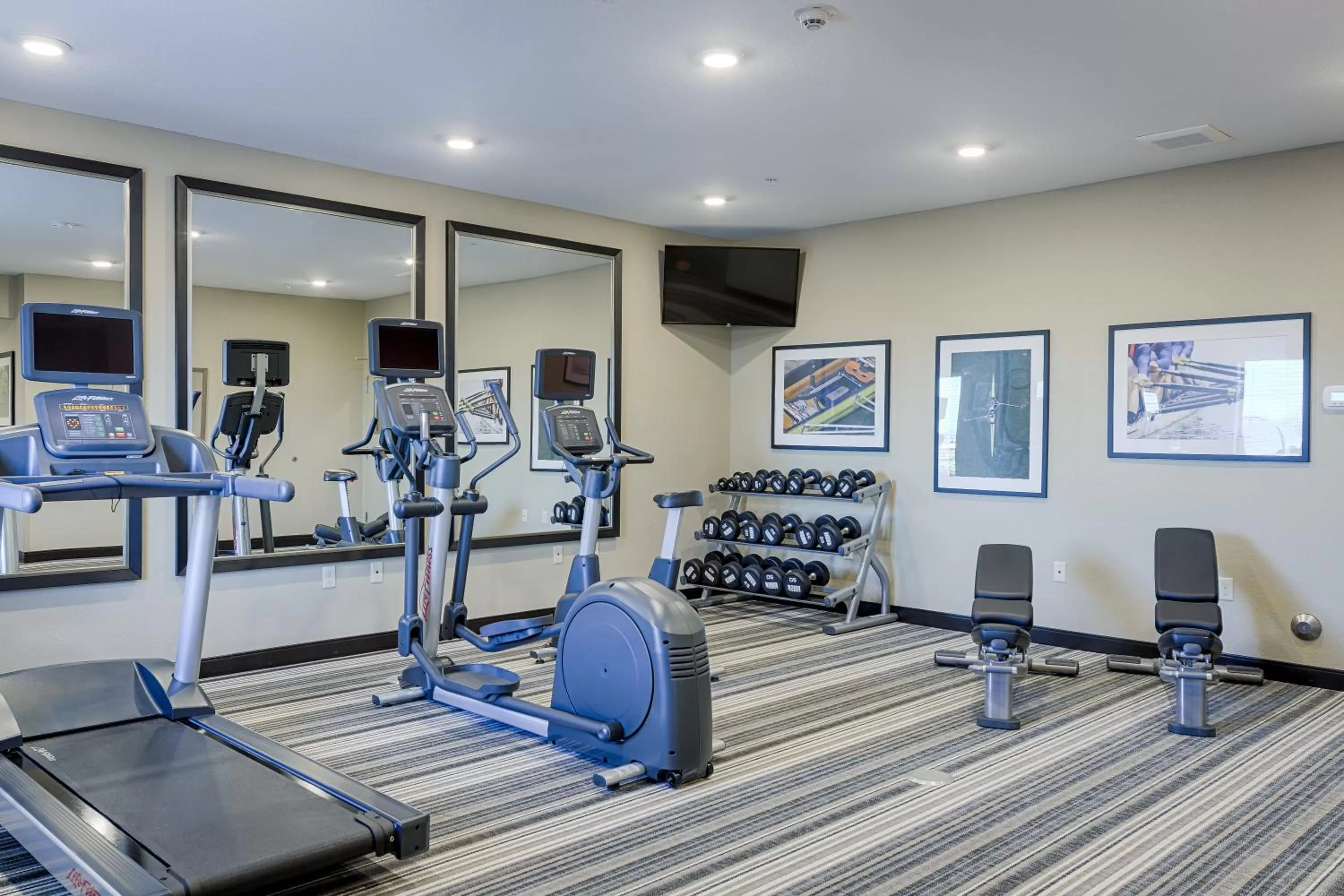 Fitness centre/facilities in Candlewood Suites Lakeville I-35 by IHG