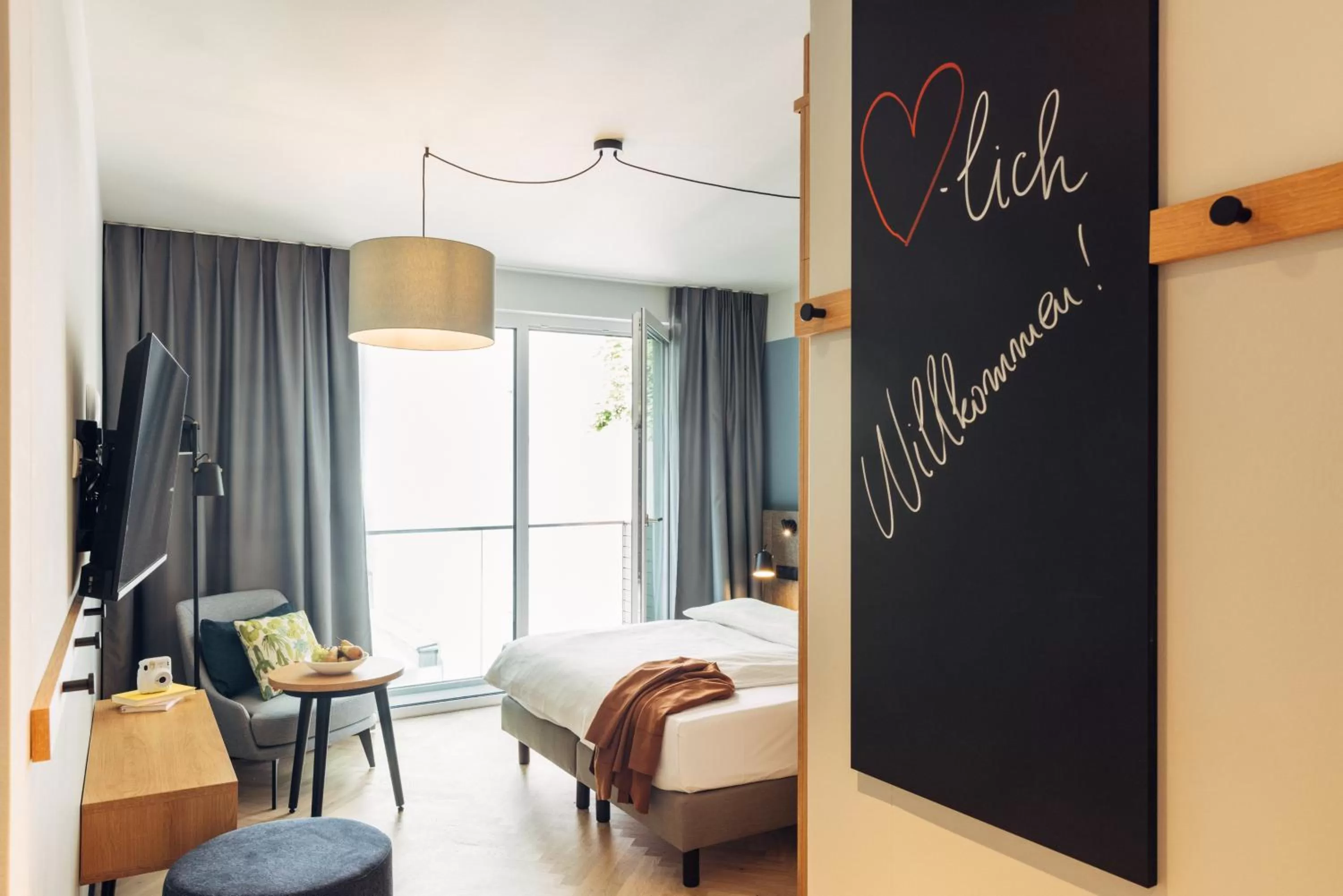 Bedroom in harry's home Berlin-Moabit hotel & apartments