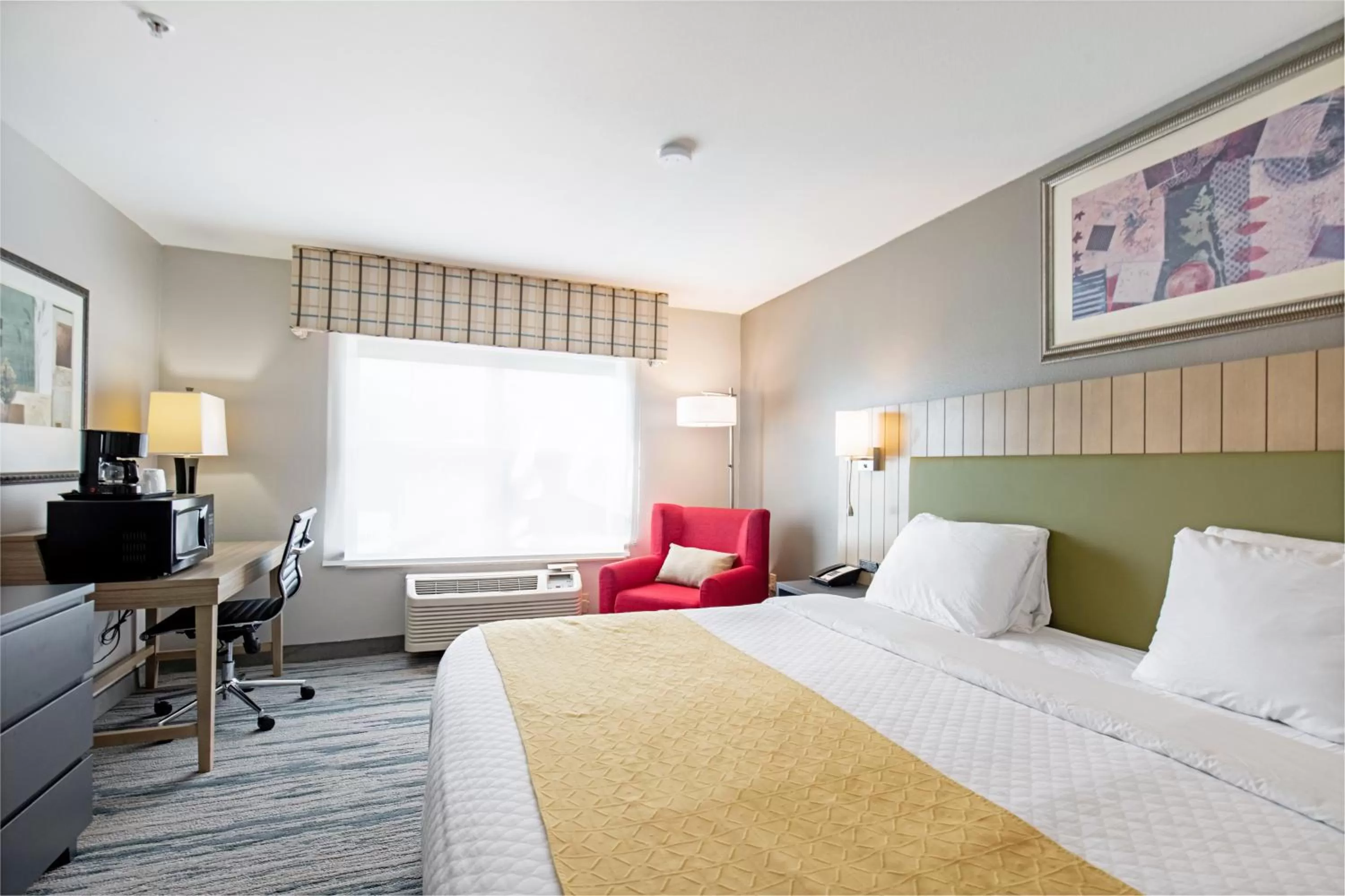 Bedroom, Bed in Country Inn & Suites by Radisson, Lewisville, TX