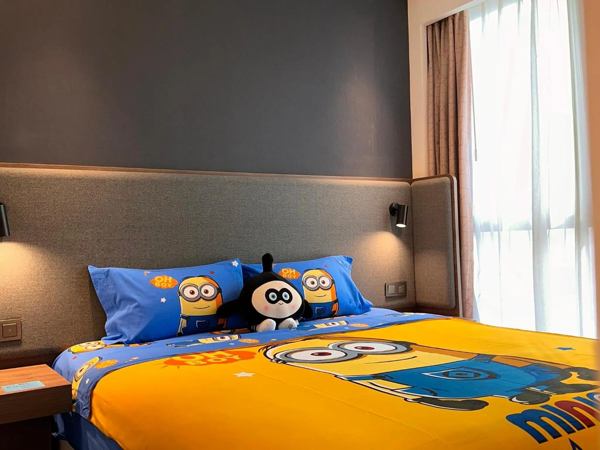 Photo of the whole room, Bed in Holiday Inn Express Chengdu Longquanyi North by IHG