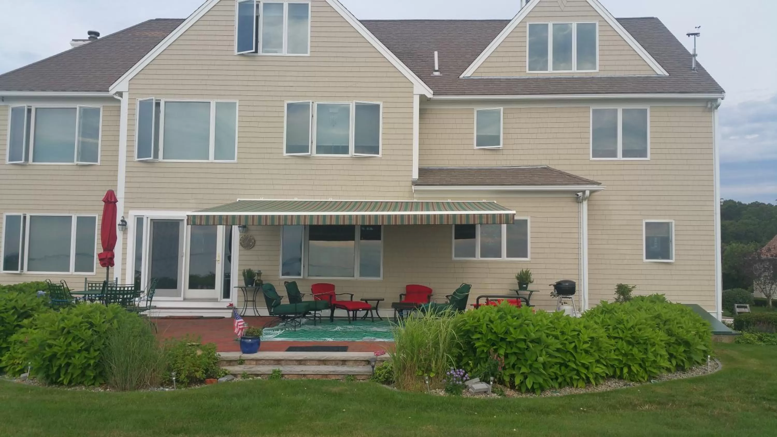 Property building in Inn 38 Oak Bluff Circle