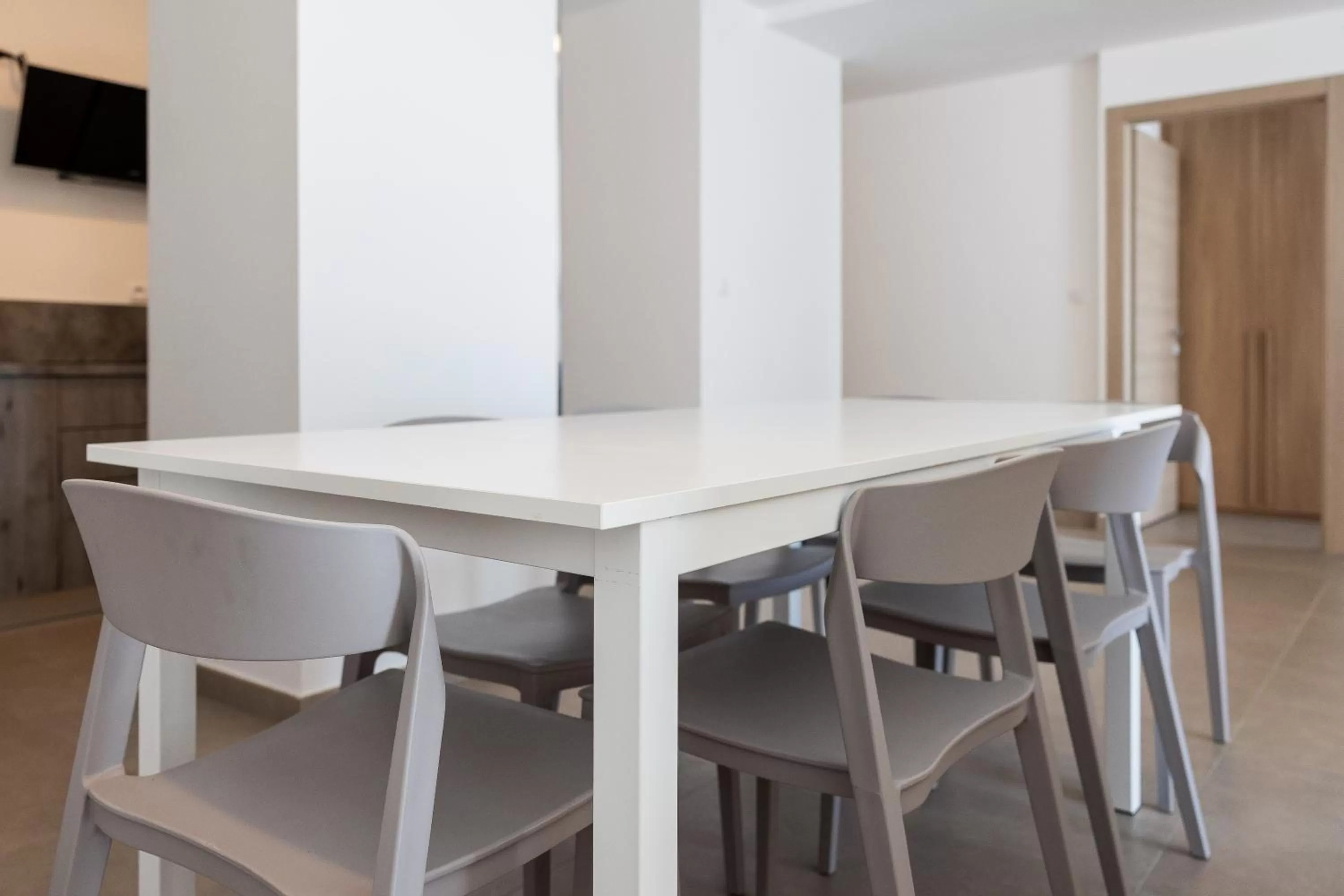 TV and multimedia in Hôtel Le Bastia