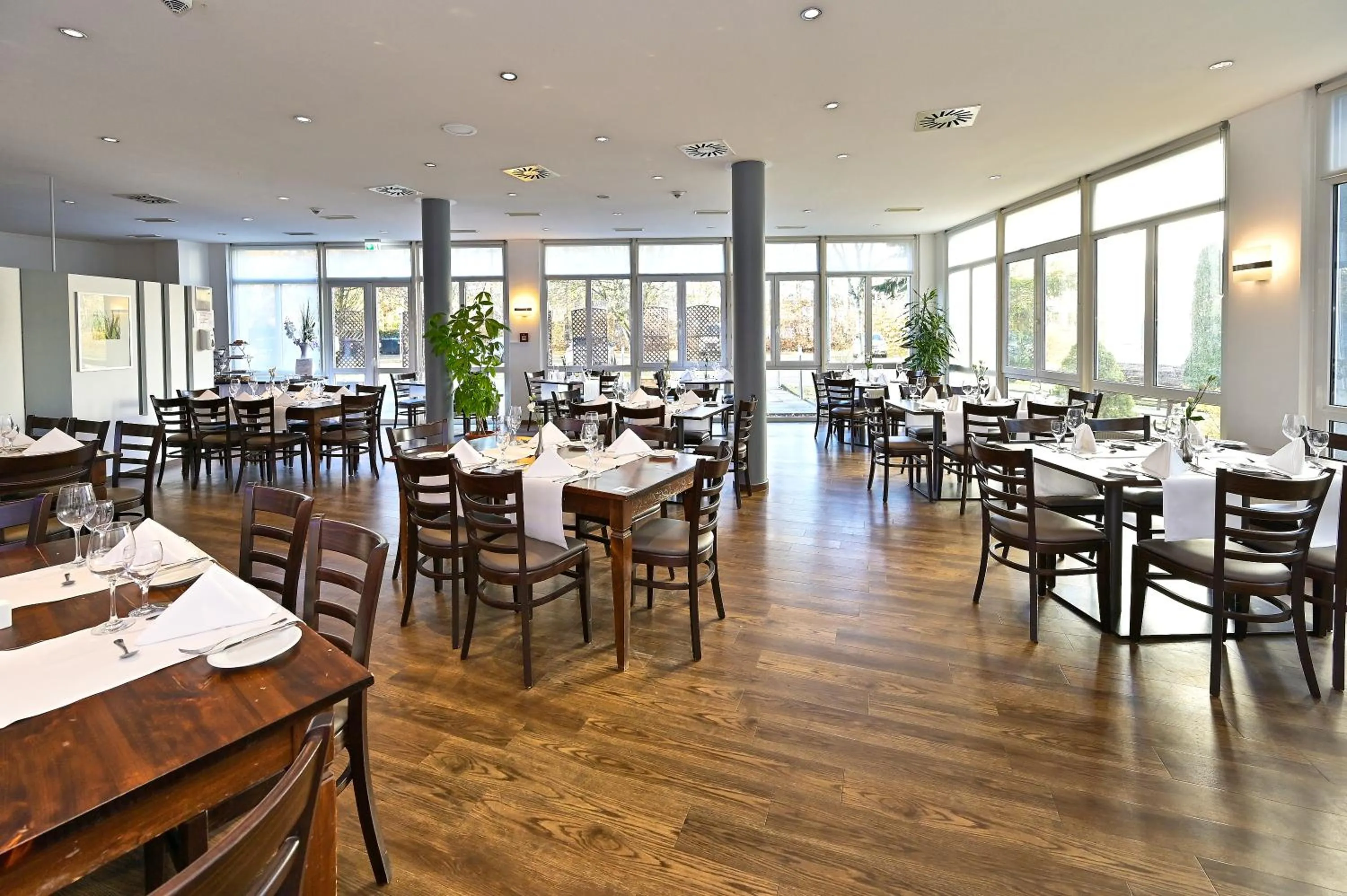 Restaurant/places to eat in HESSE HOTEL Celle