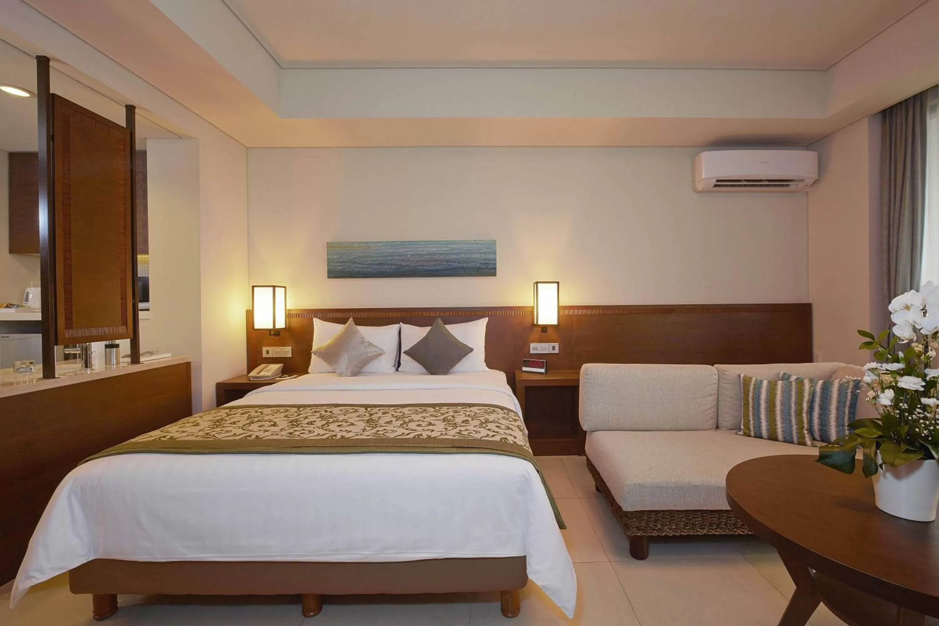 Bedroom, Bed in Axia South Cikarang Service Apartment