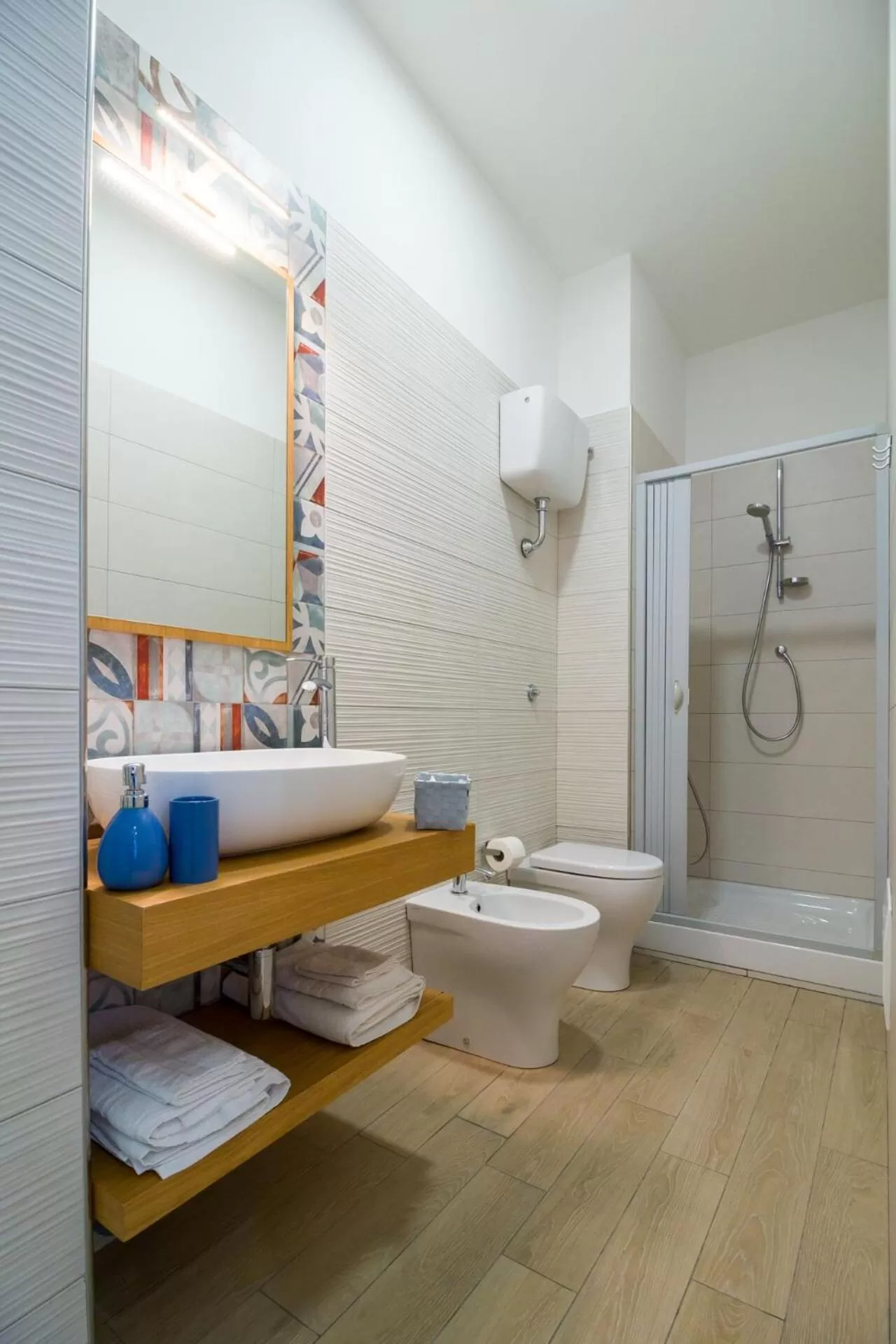 Bathroom in Nolana '86