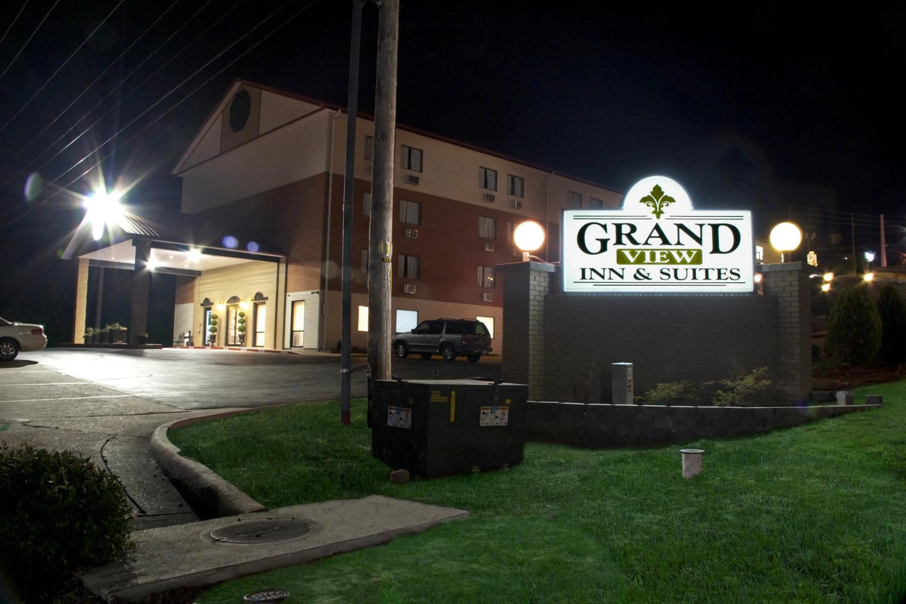 Facade/entrance in Grand View Inn & Suites