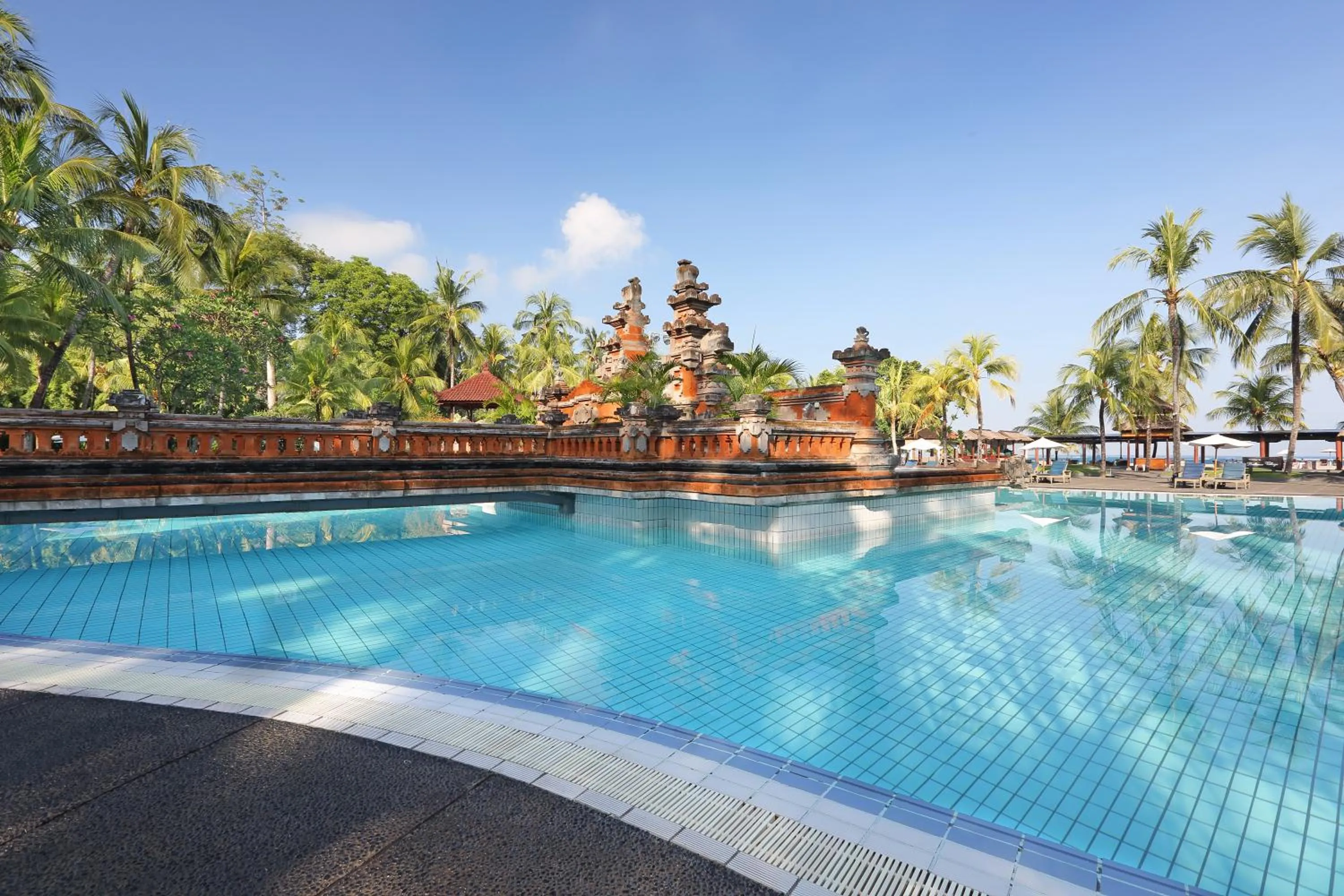 Swimming pool in Bintang Bali Resort