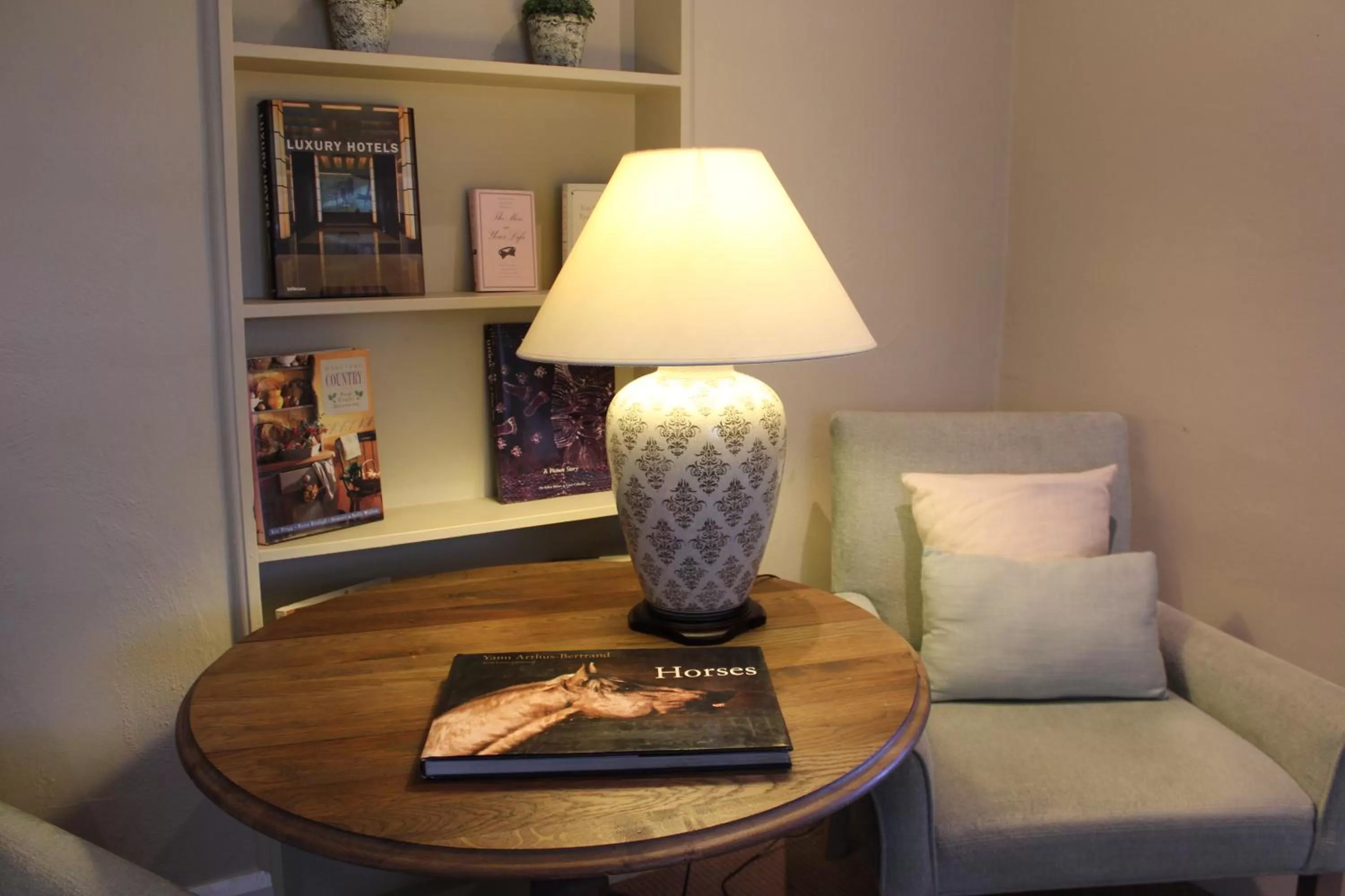 Coffee/tea facilities in Inn Scone