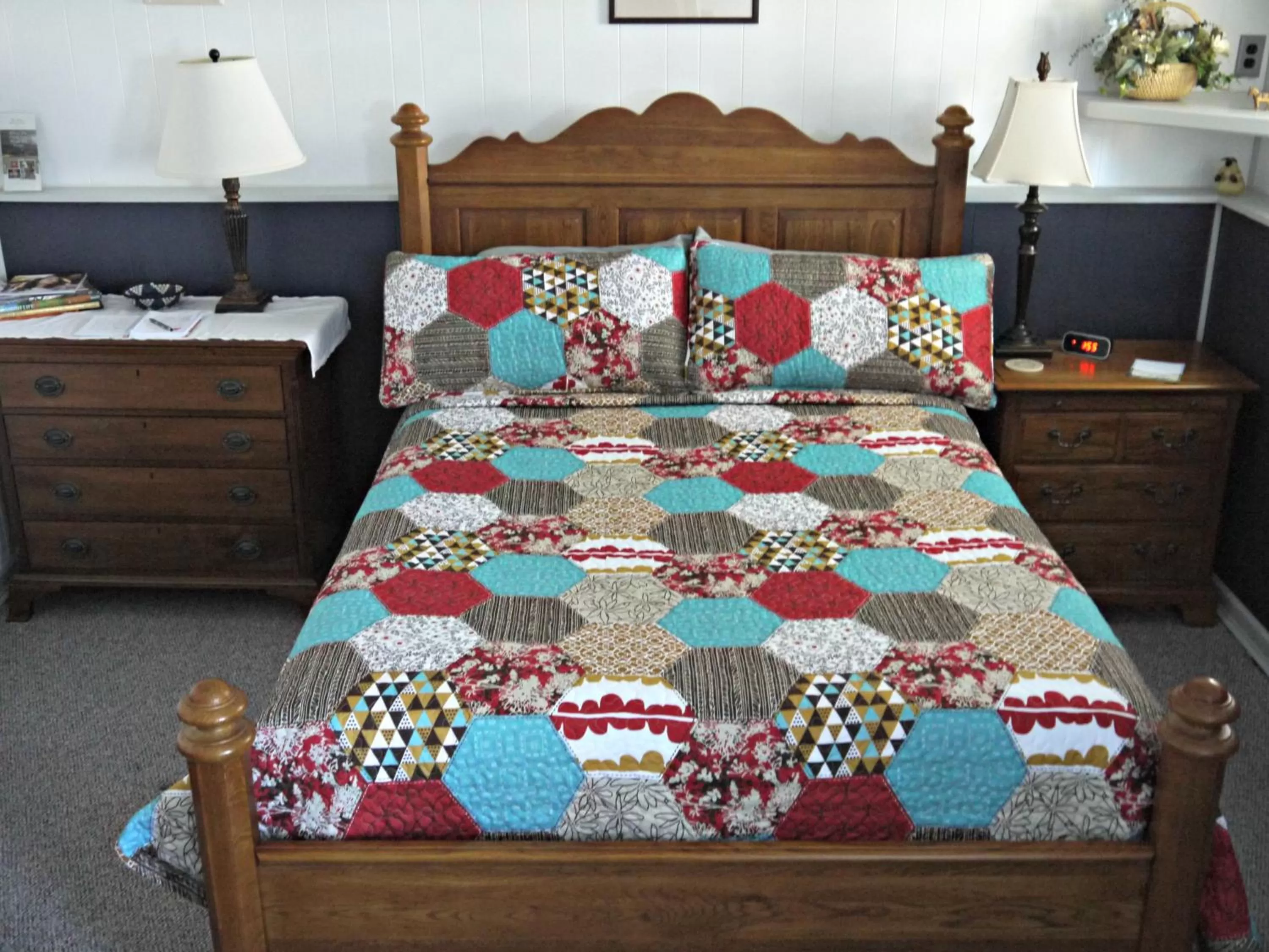 Bedroom, Bed in Carriage Corner Bed & Breakfast