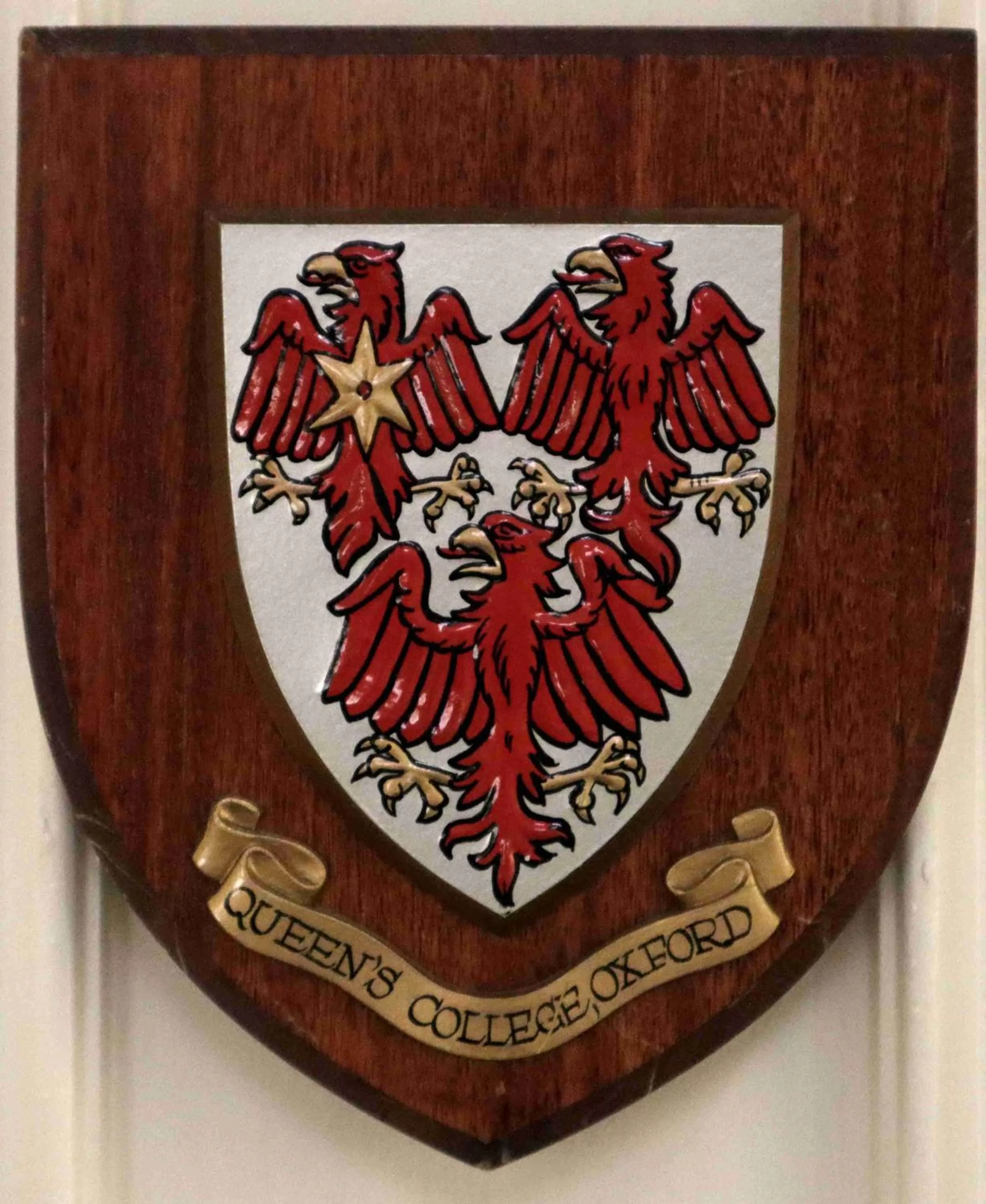 Logo/Certificate/Sign in St Margaret's Hotel