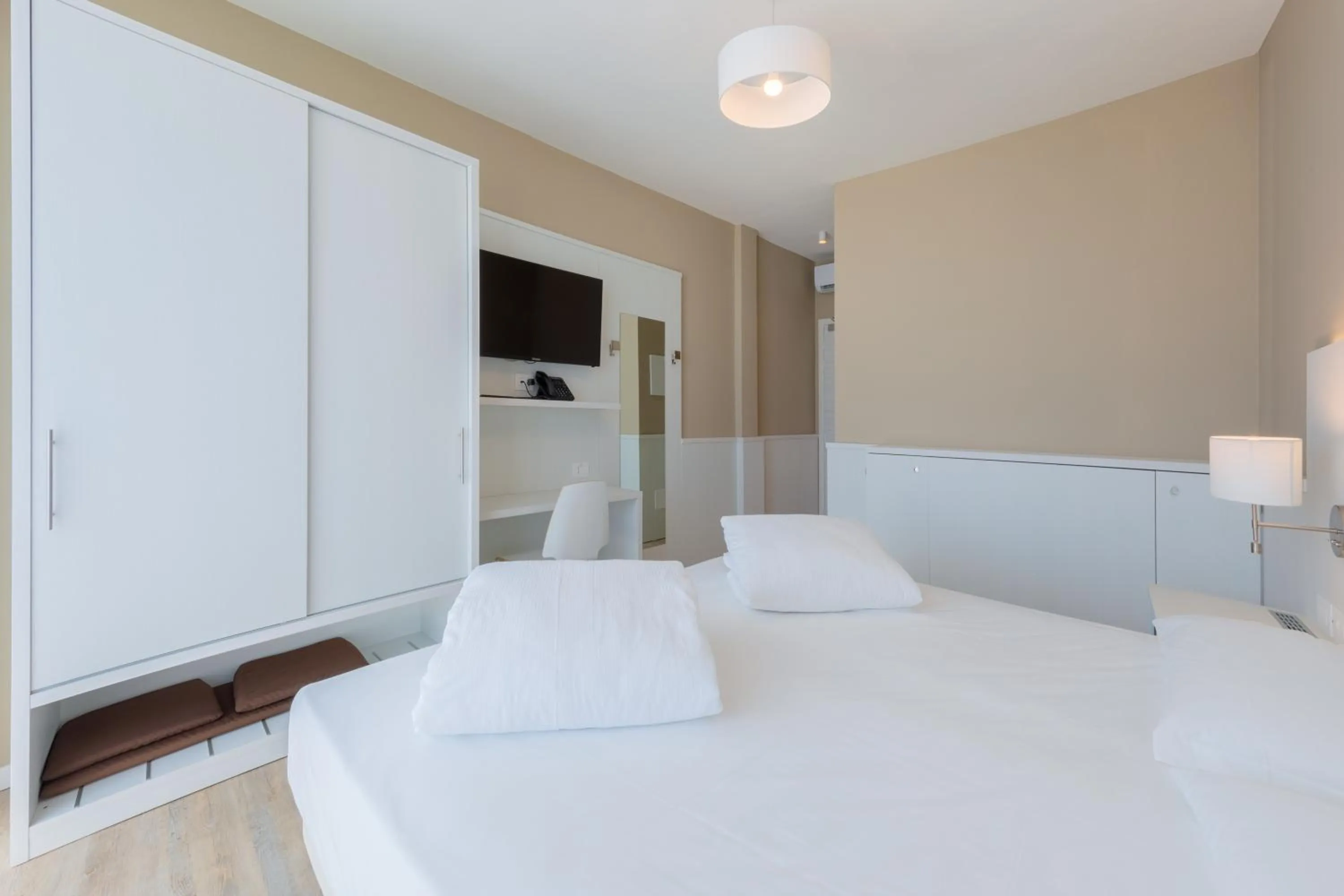 Bed in Marina Palace Hotel 4 stelle S