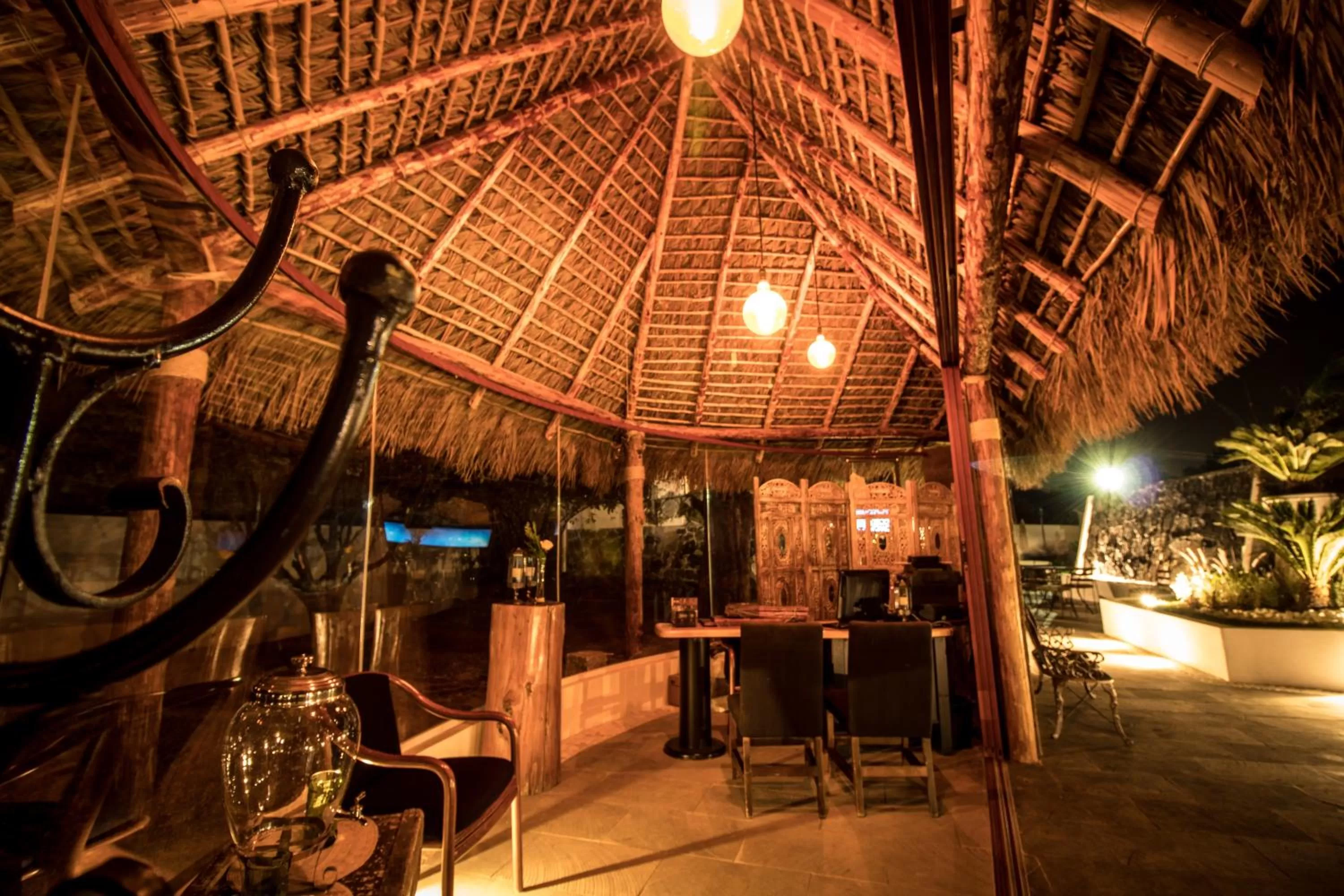 Restaurant/places to eat in Río Tinto Hotel Boutique