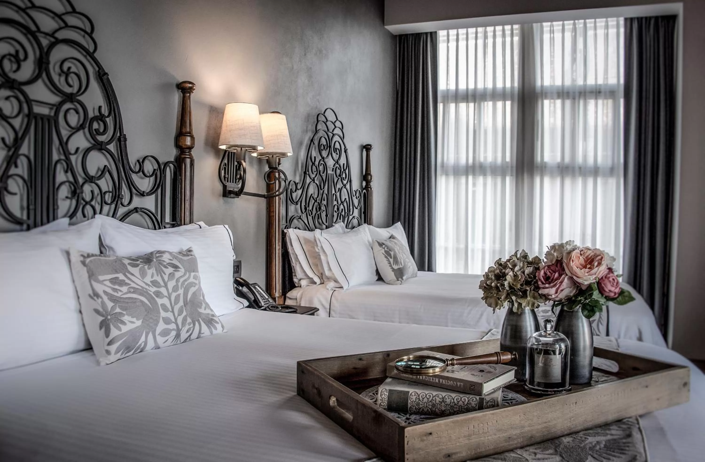 Photo of the whole room, Bed in Zocalo Central & Rooftop Mexico City