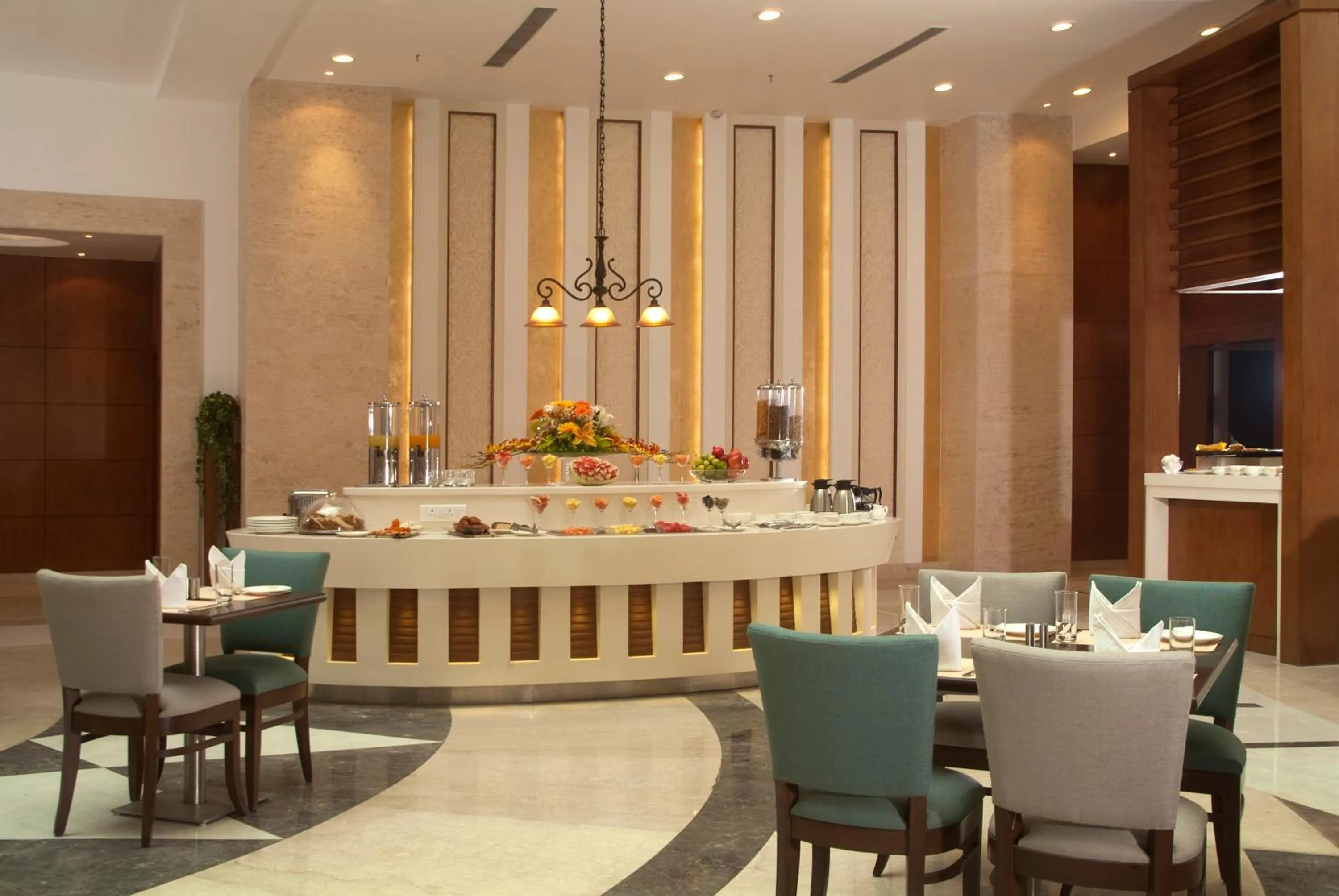 Restaurant/places to eat in Savoy Suites Greater Noida