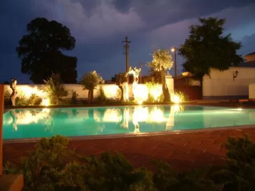 Swimming pool in Hotel Rural Monte Da Rosada