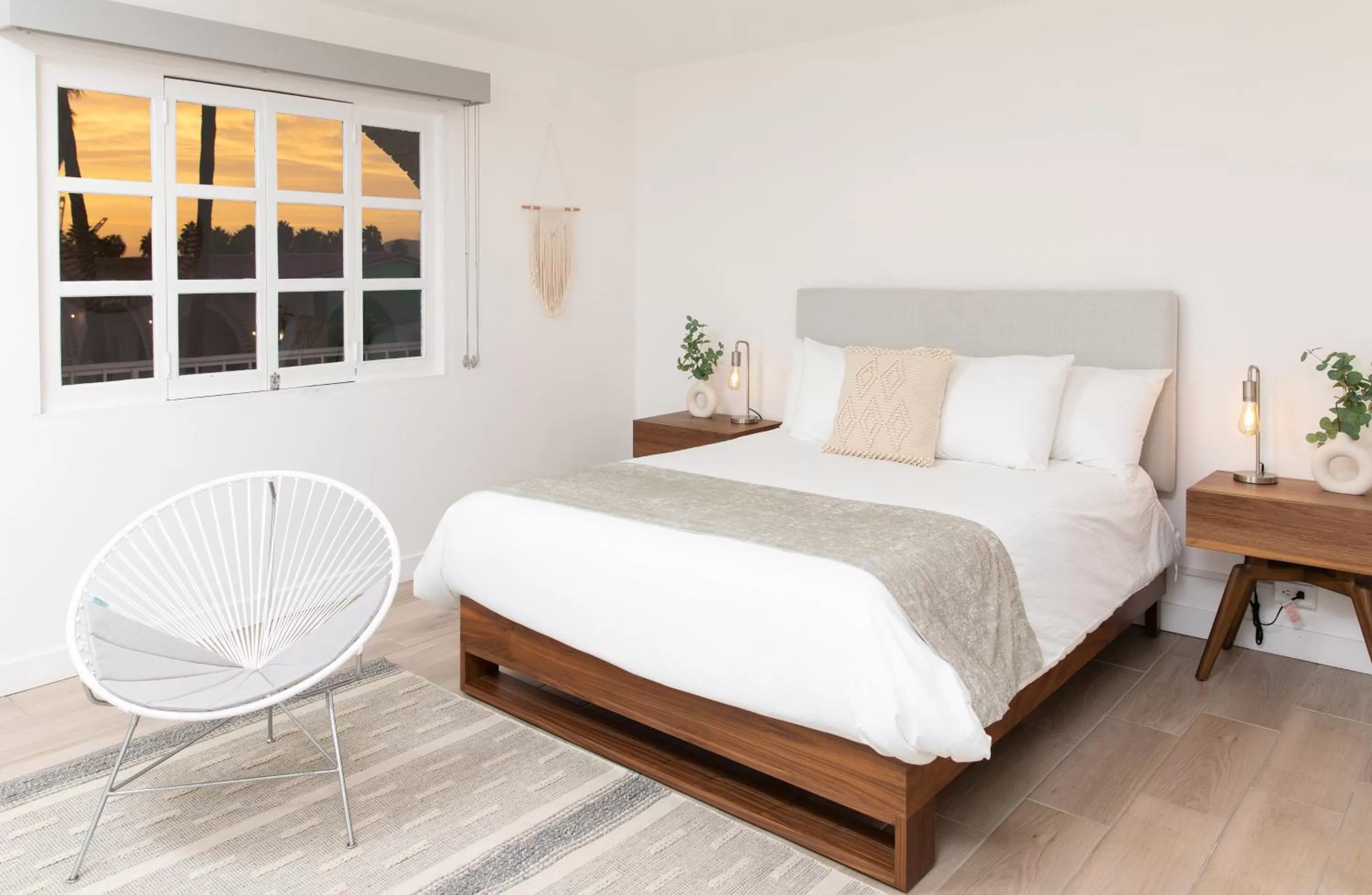 Photo of the whole room, Bed in Beach House by Eazy