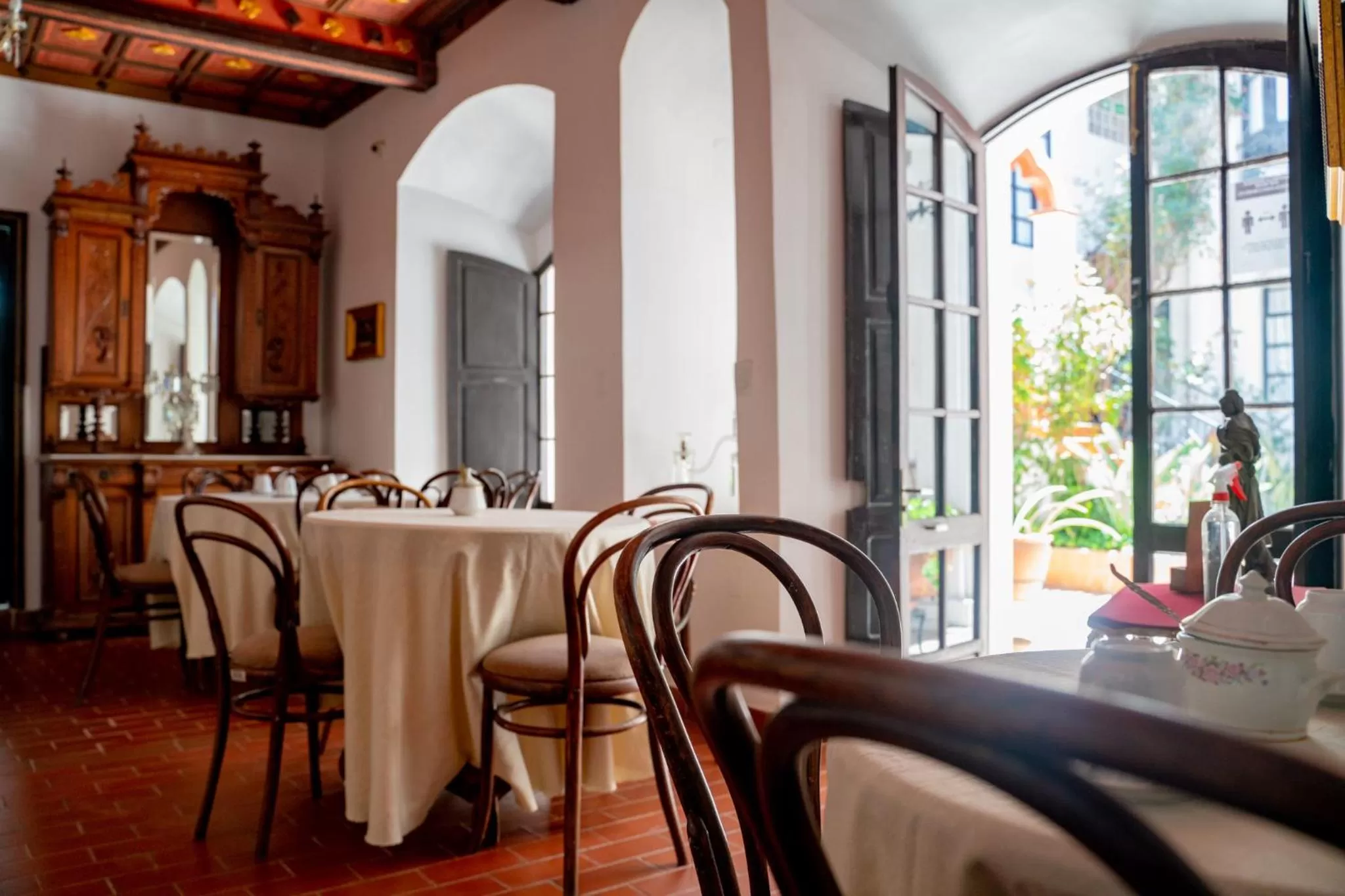 Breakfast in El Hotel de Su Merced