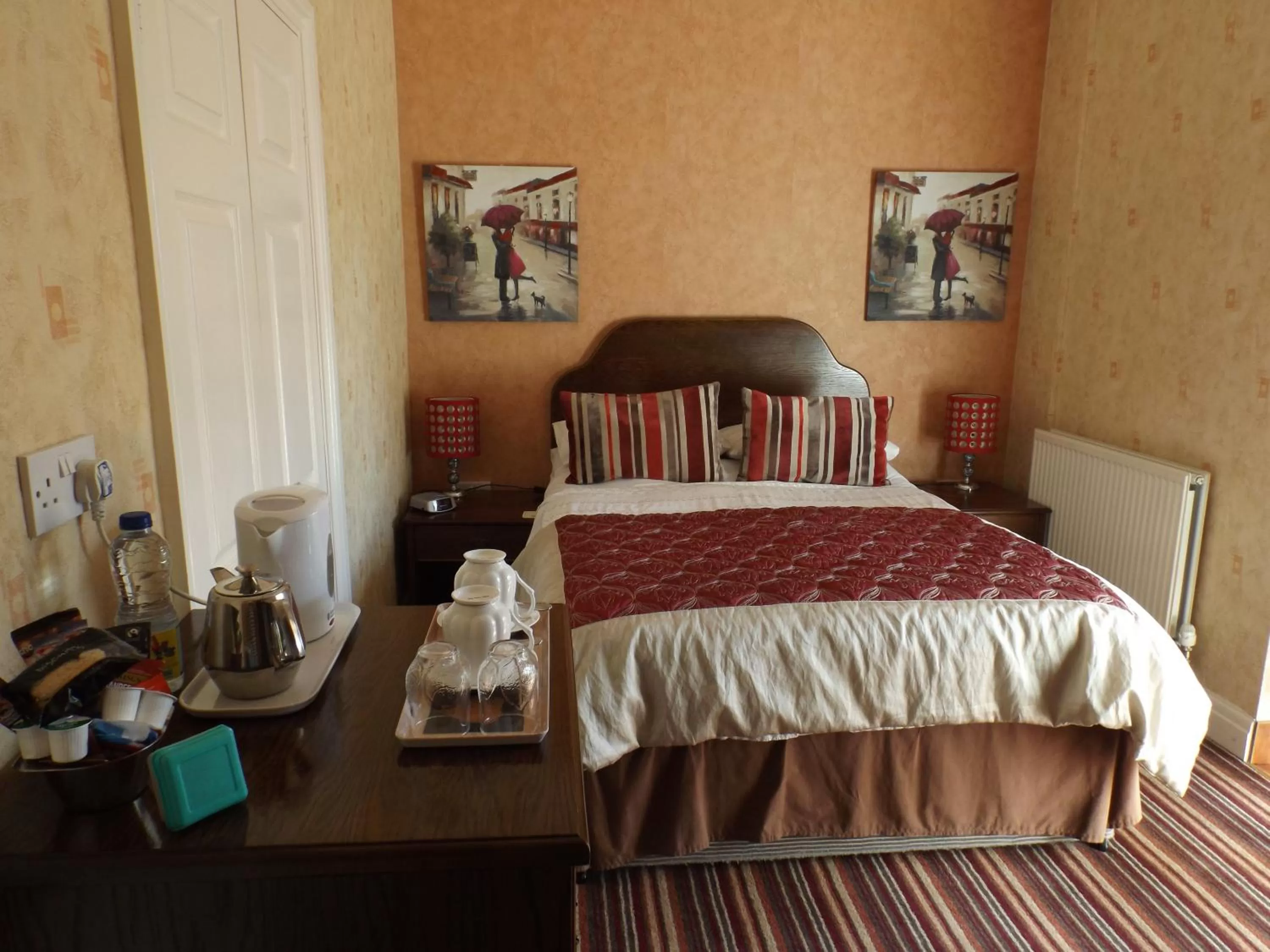 Bed in Rosedene Guest House