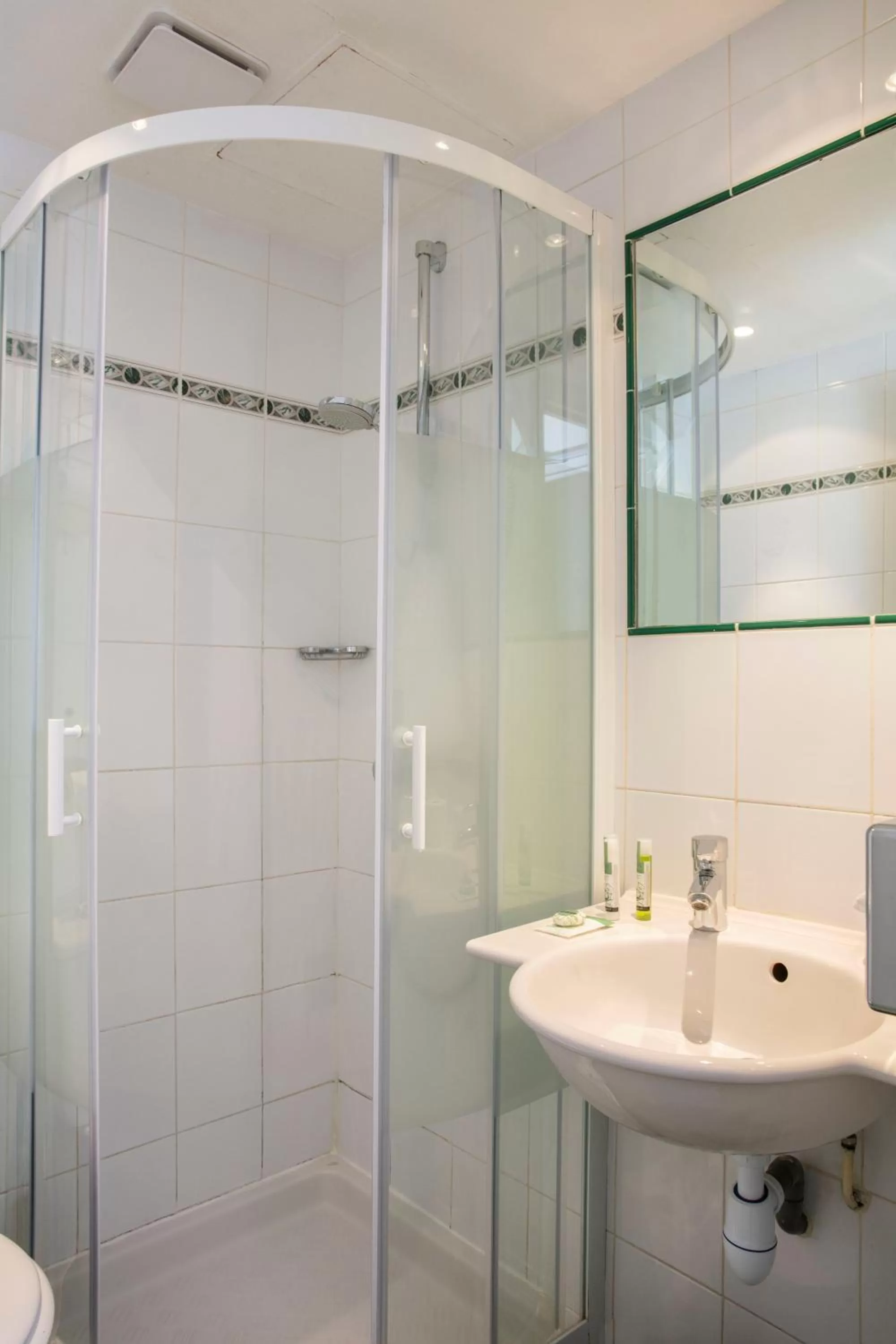 Bathroom in Hotel Berne Opera