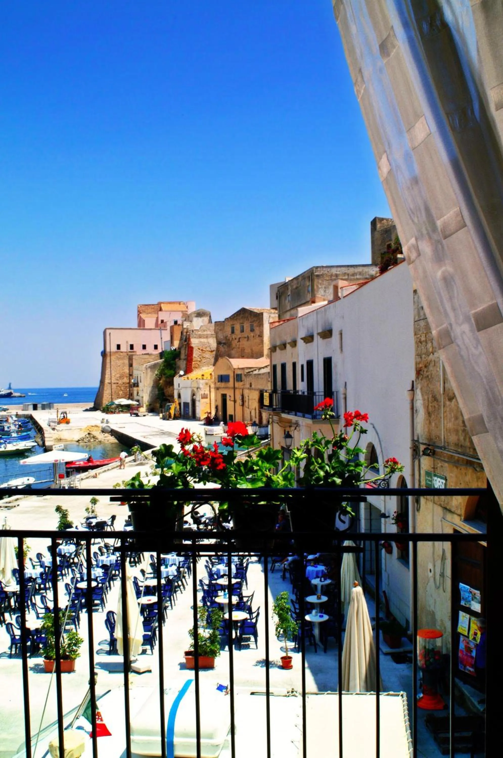 Day in Hotel Cetarium