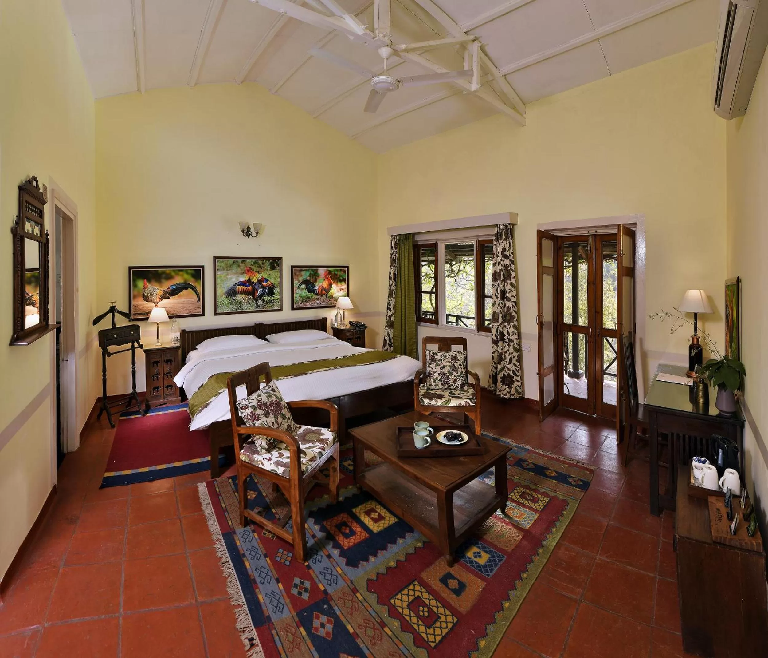 Bed in Neemrana's Glasshouse on the Ganges