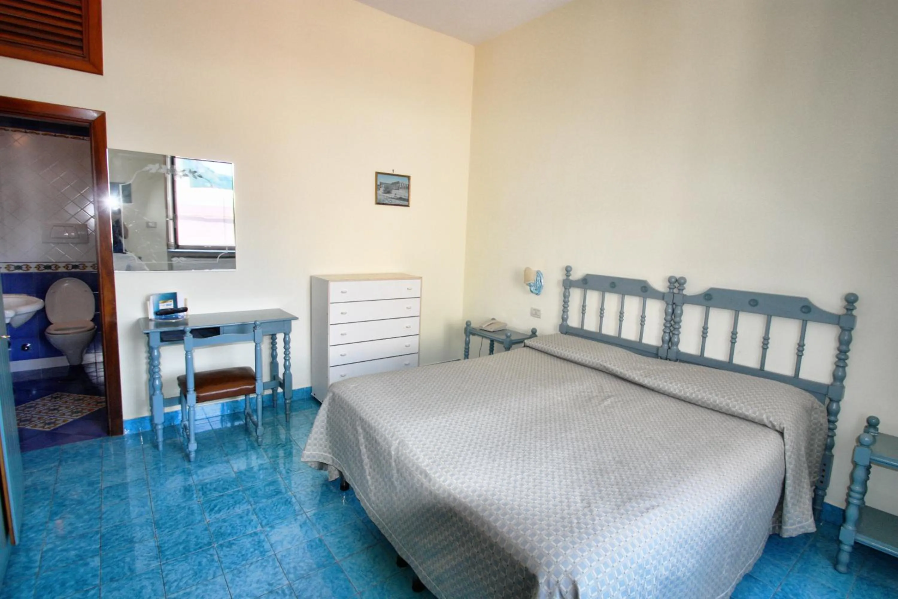 Bedroom, Bed in Hotel La Certosa