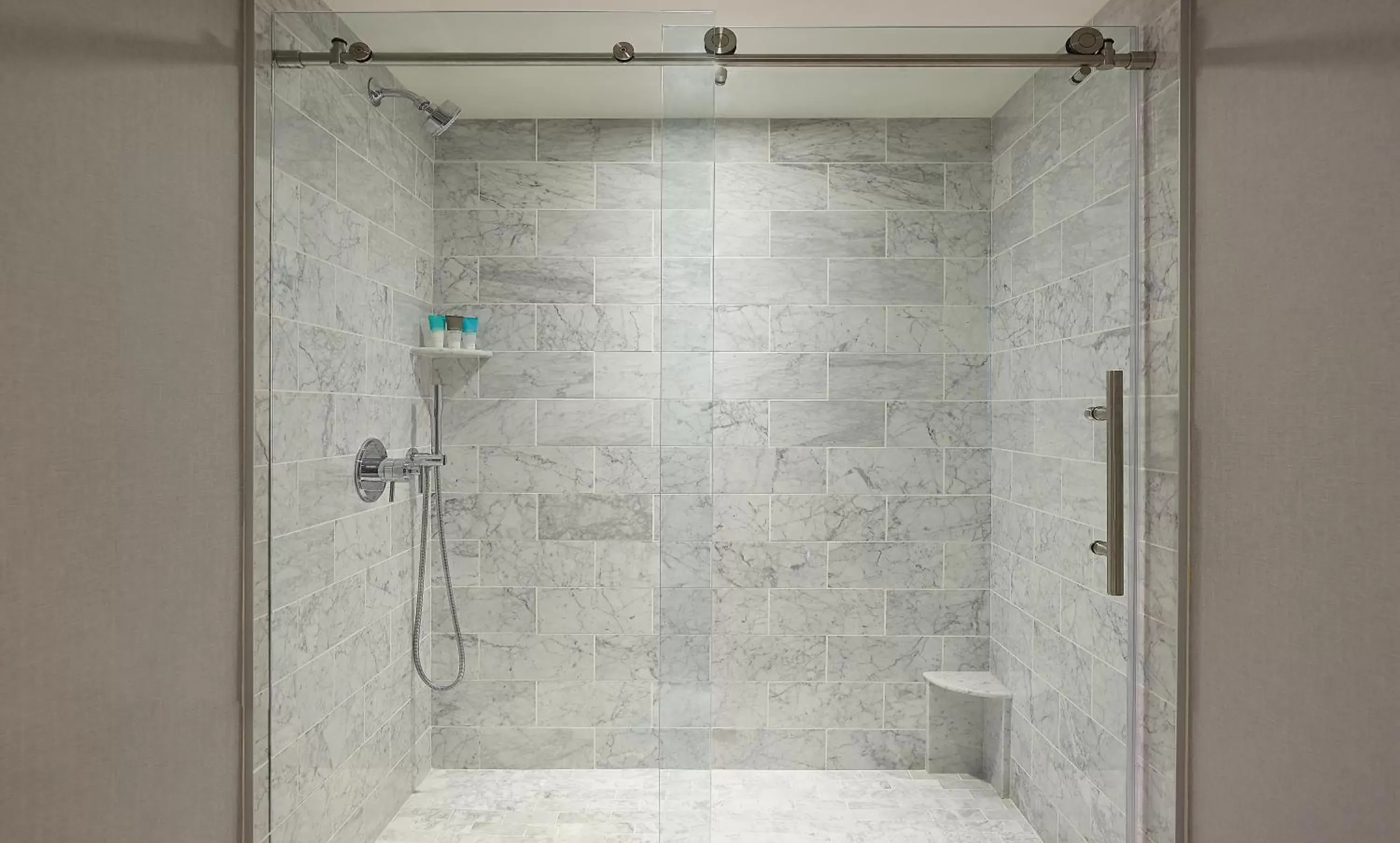 Deluxe King Room in Hyatt Regency Newport Beach West Deluxe King Room in Hyatt Regency Newport Beach West