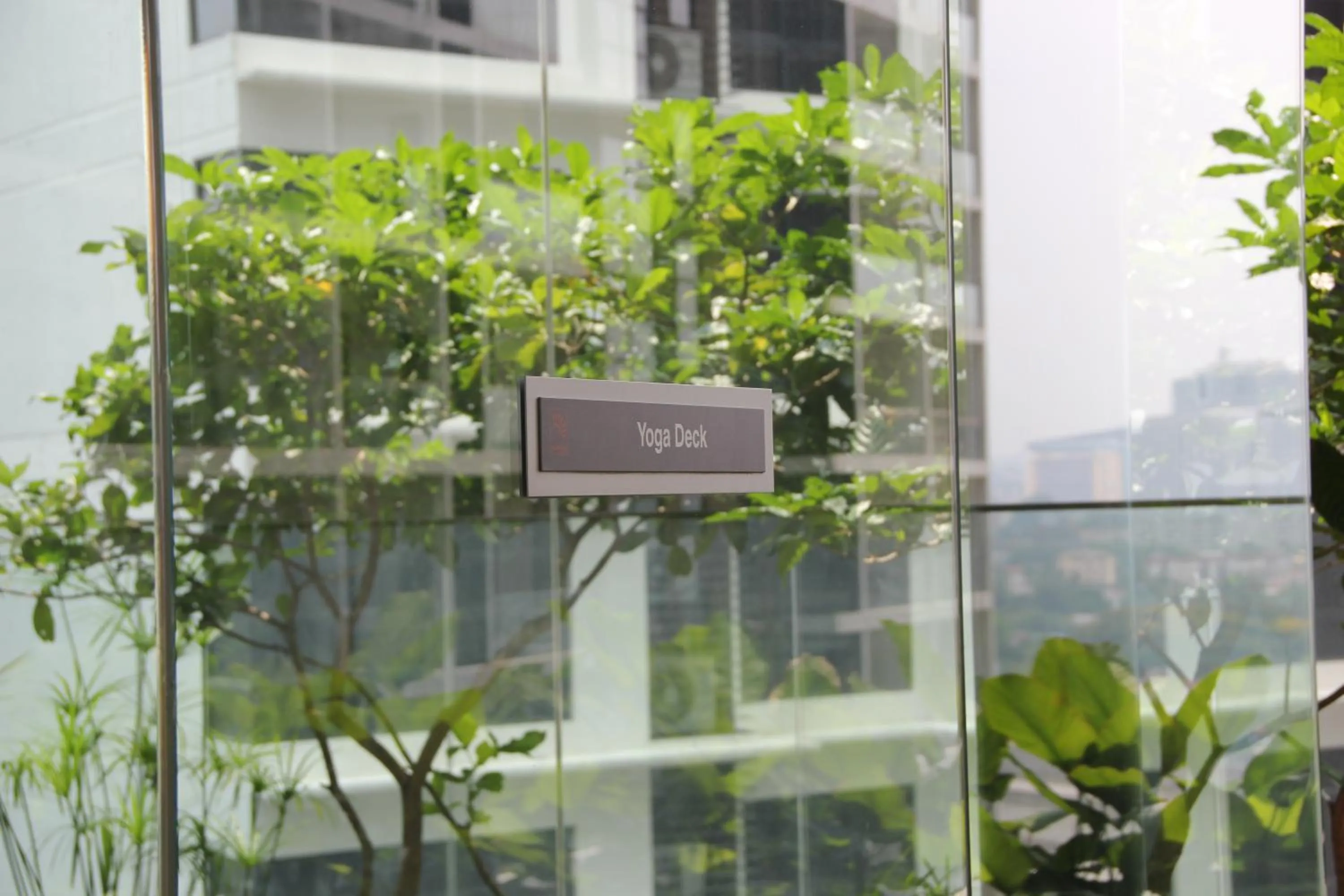 Area and facilities in Summer Suites Residences by Subhome