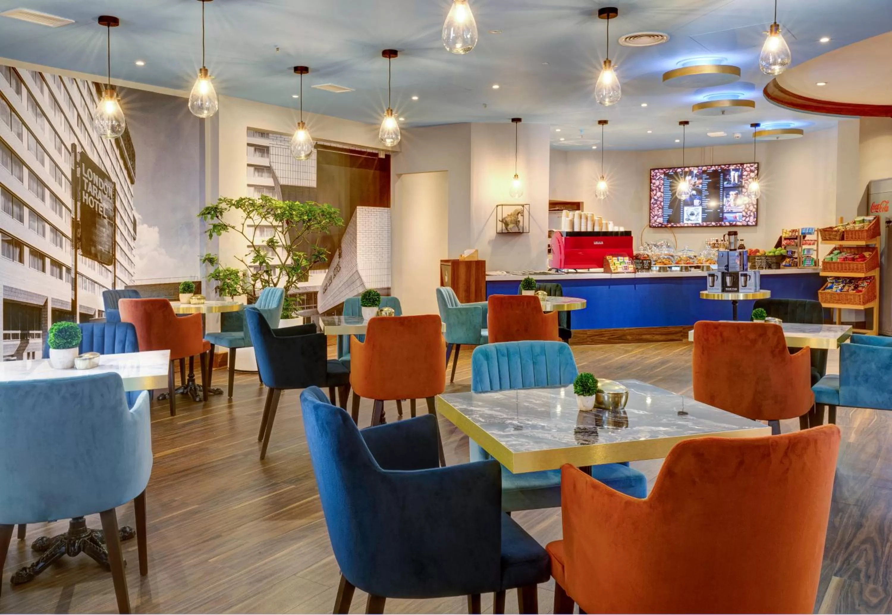 Restaurant/places to eat in Copthorne Tara Hotel London Kensington
