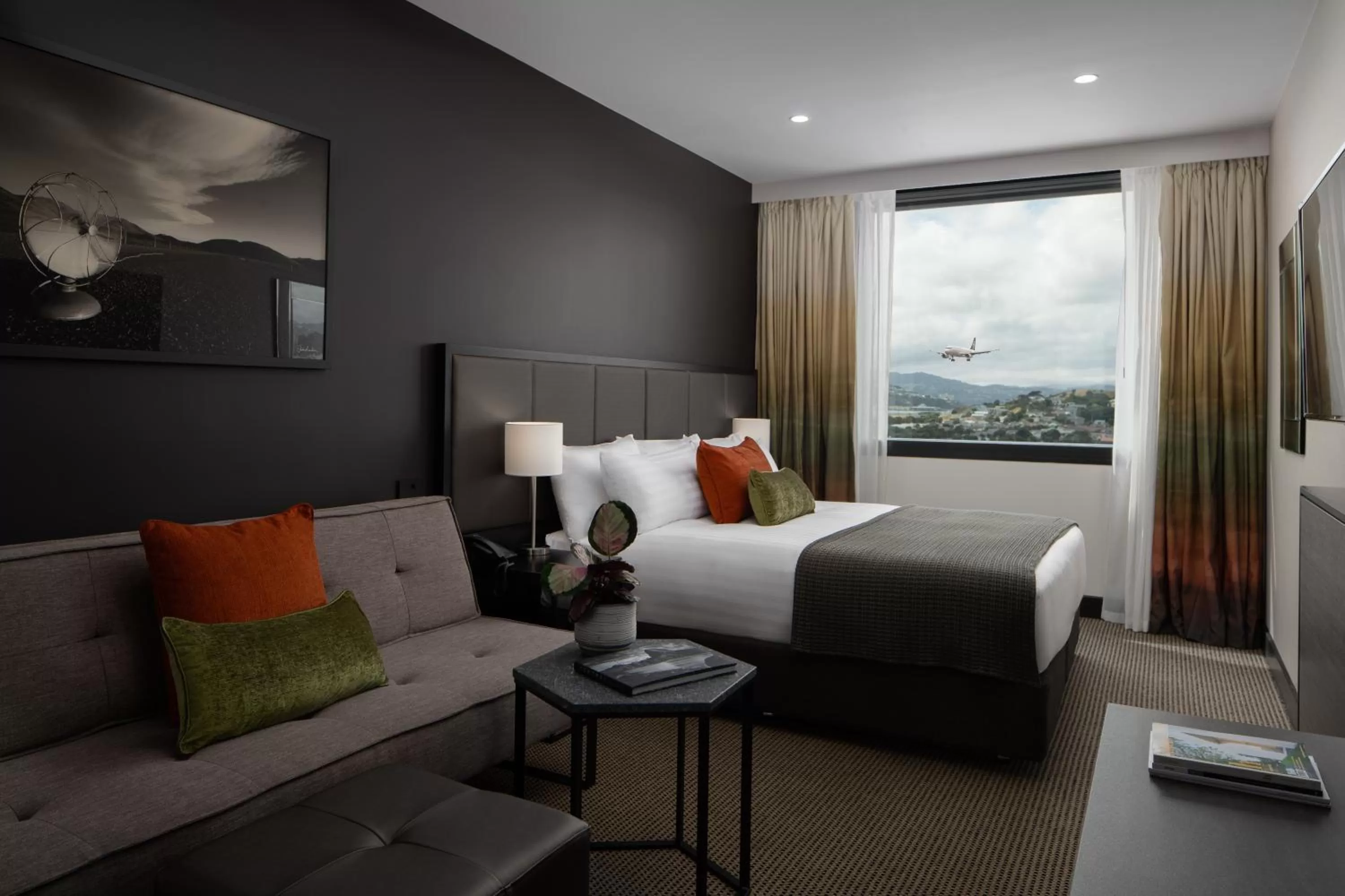 Photo of the whole room, Bed in Rydges Wellington Airport