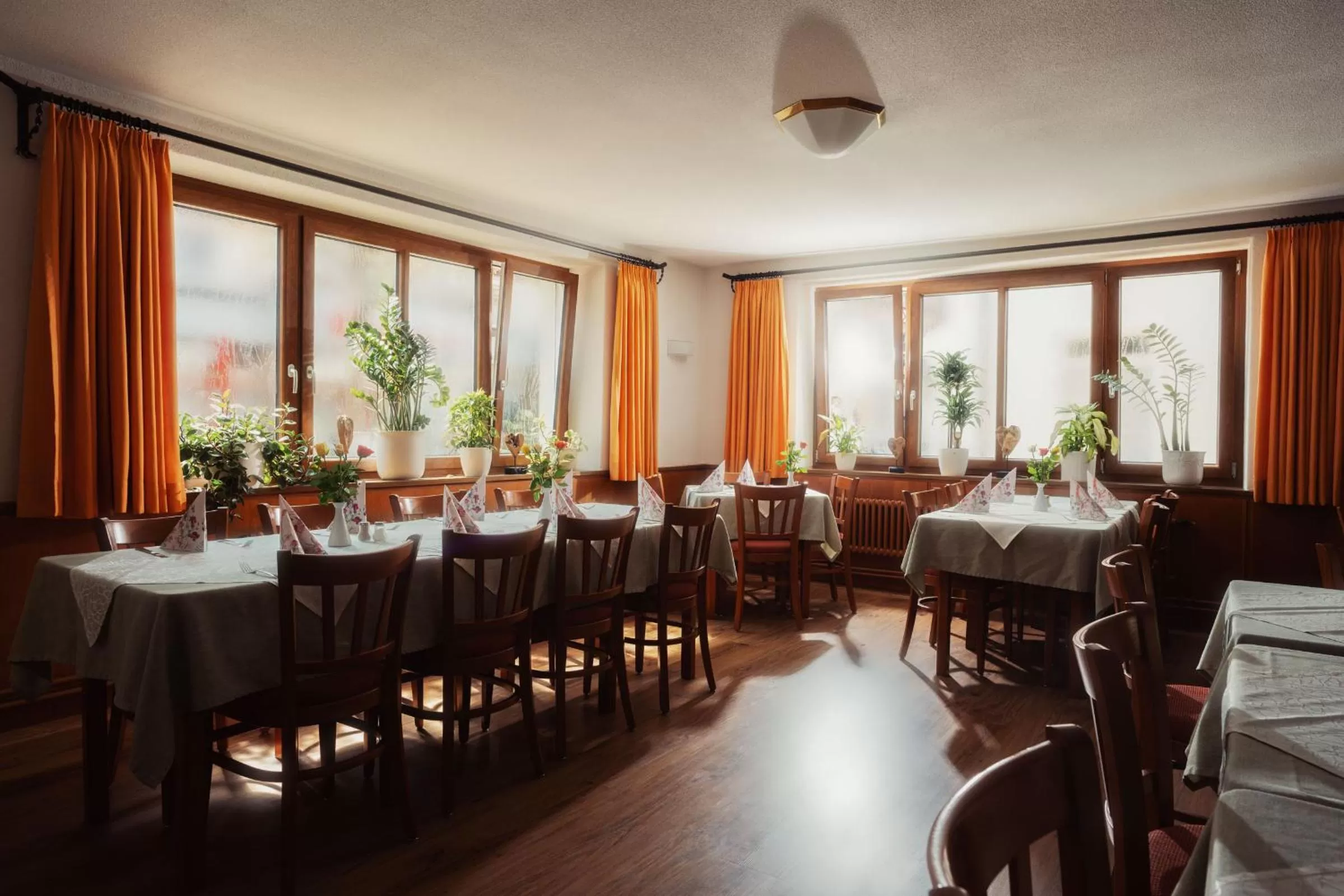 Restaurant/places to eat in Gasthof Hosbein