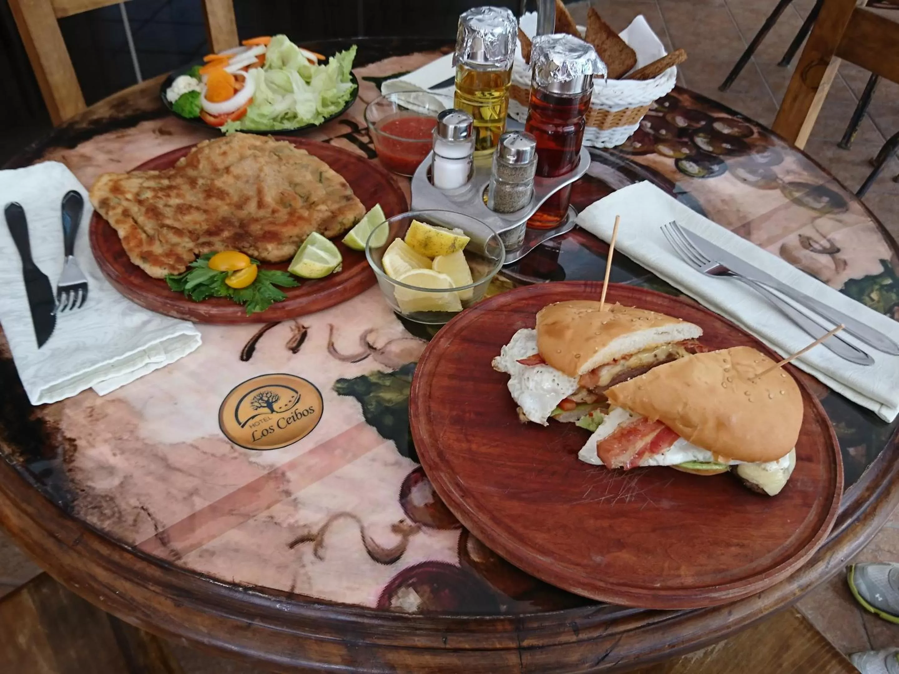 Dinner in Hotel Los Ceibos