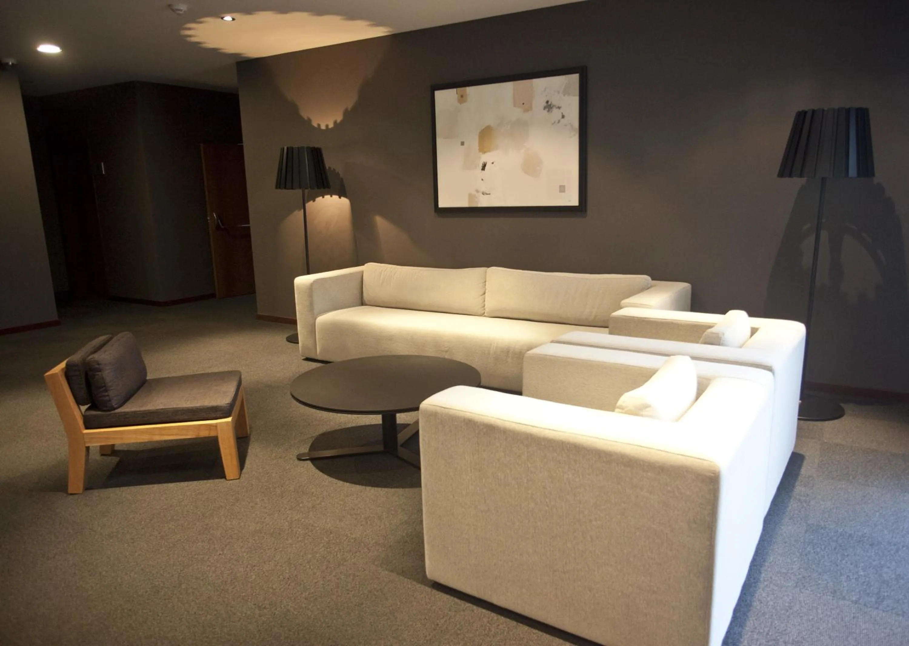 Lounge or bar in Hotel Carris Marineda