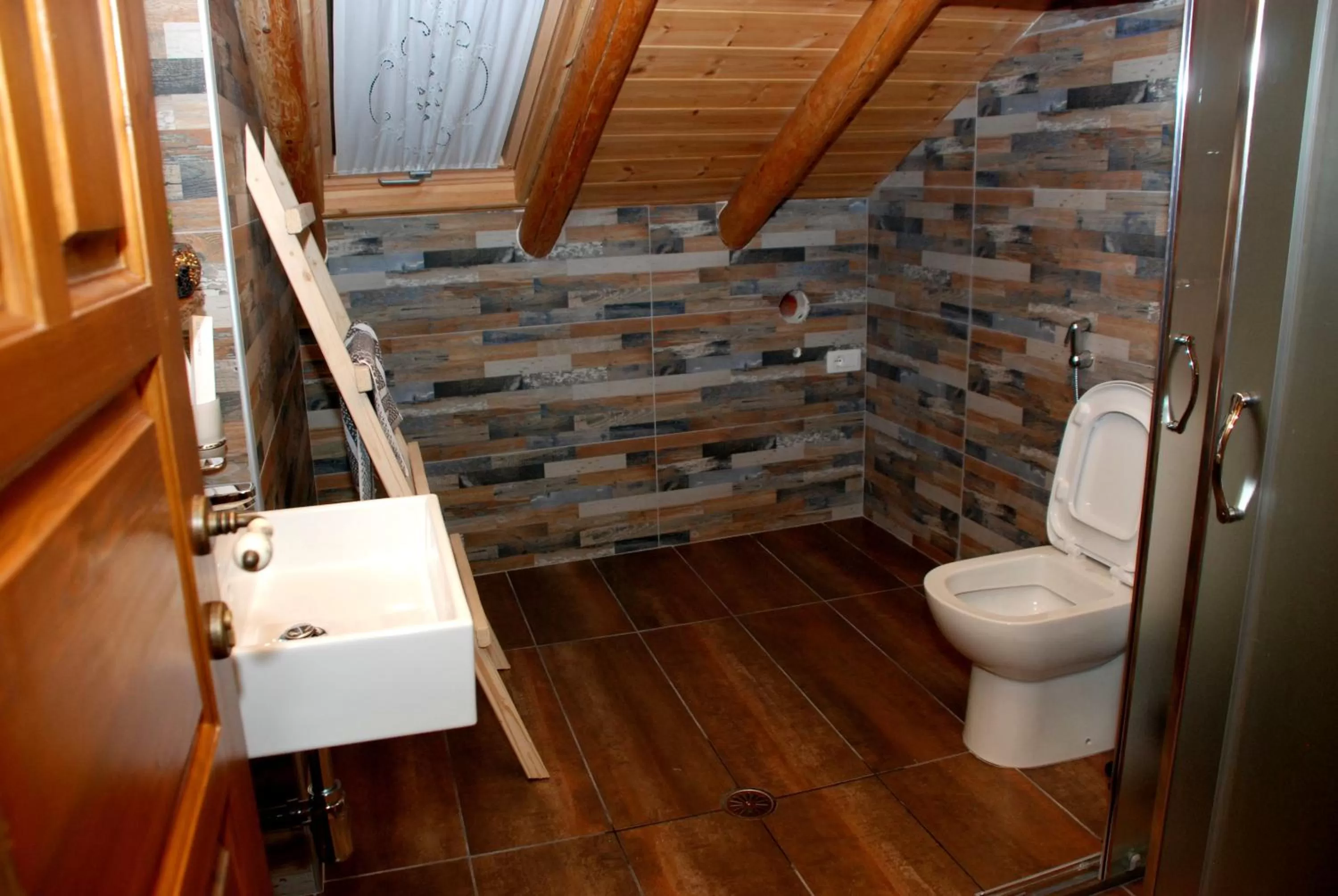 Toilet, Bathroom in Boutique Hotel Musée