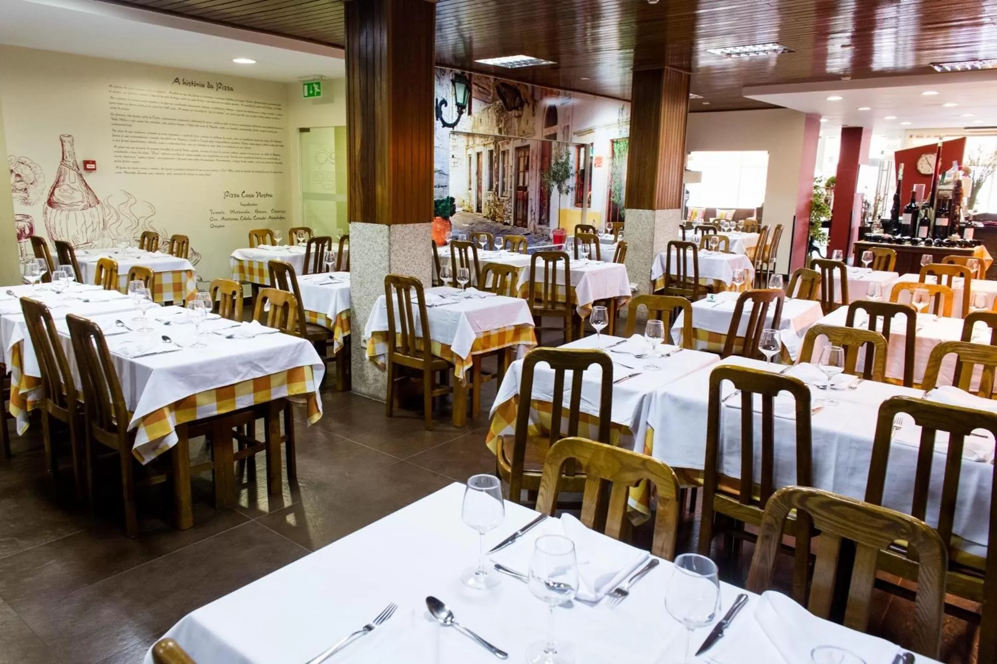 Restaurant/places to eat in Hotel Tulipa
