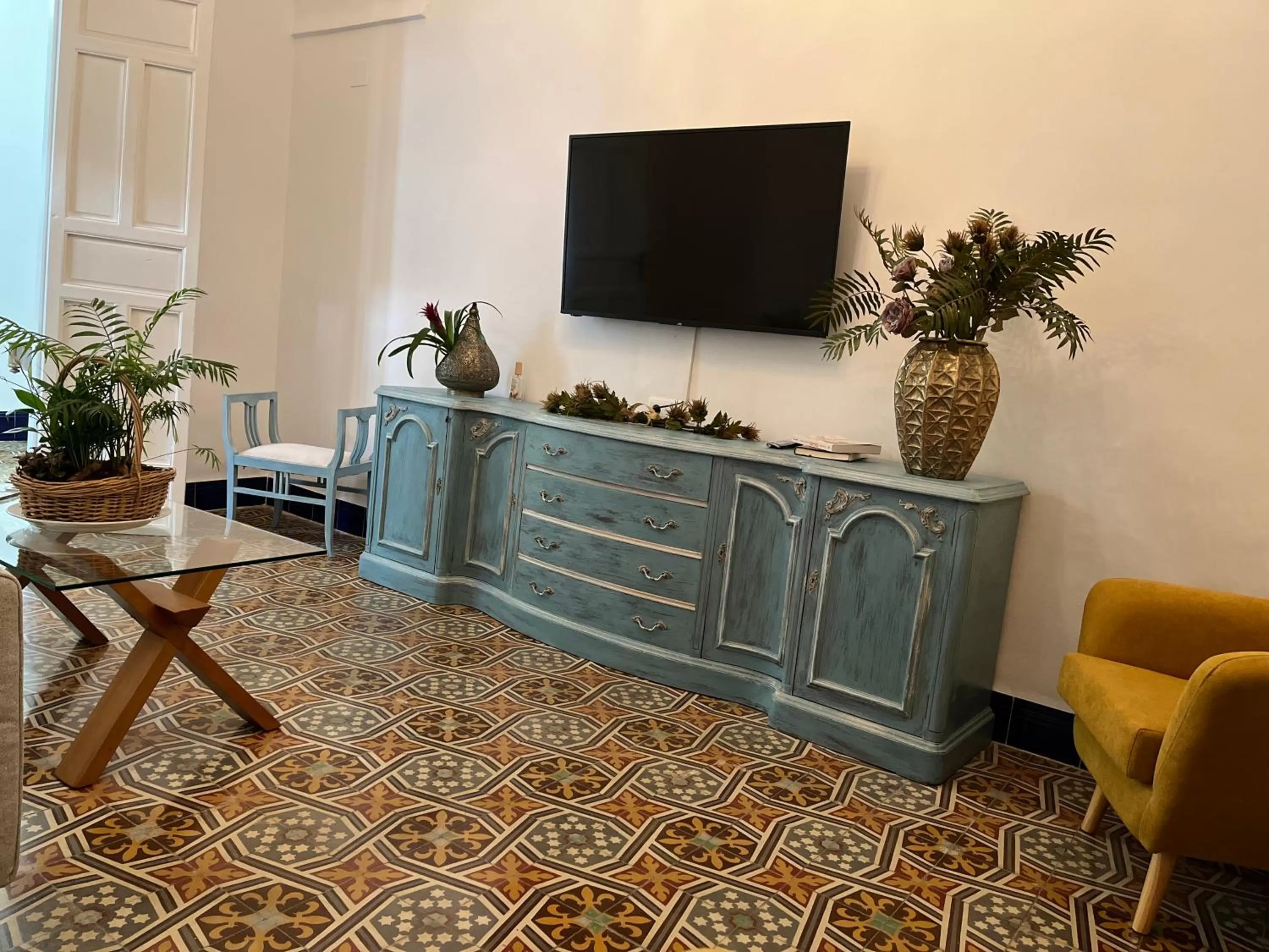 TV/Entertainment Center in Casa Rural "Laplaza23"