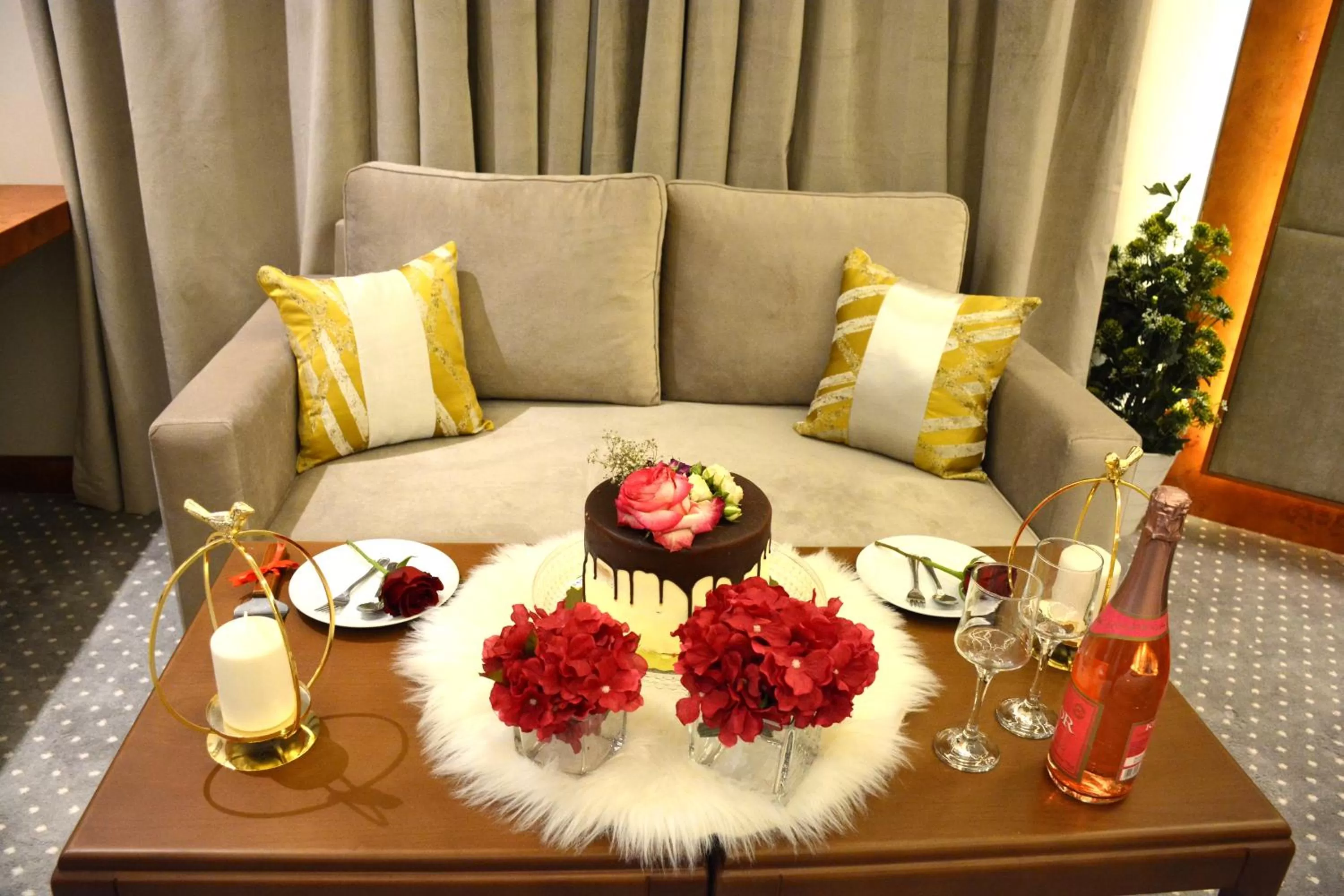 Living room, Seating Area in E1 Hotel