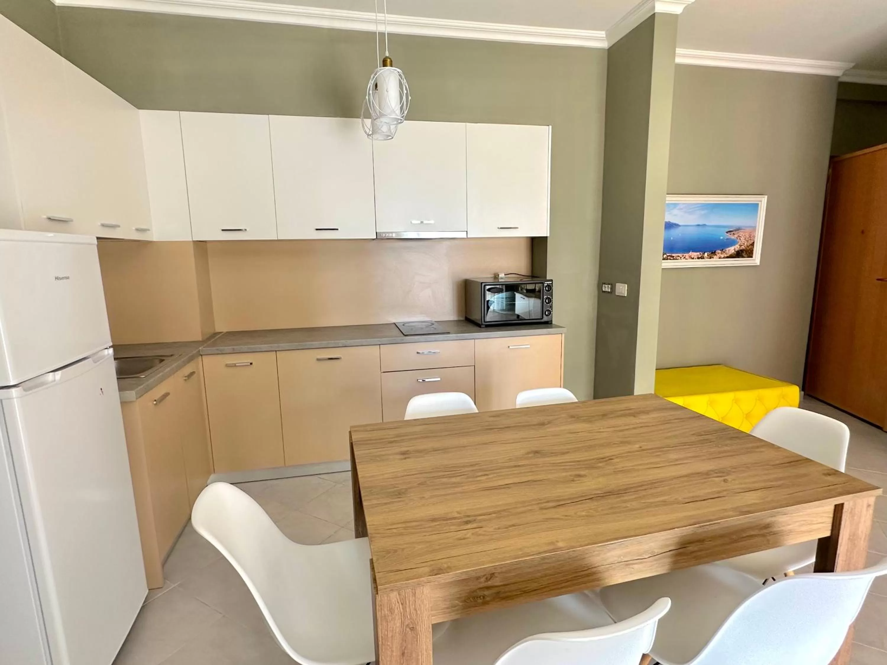 Kitchen or kitchenette in FAMILY SUITE RESIDENCE