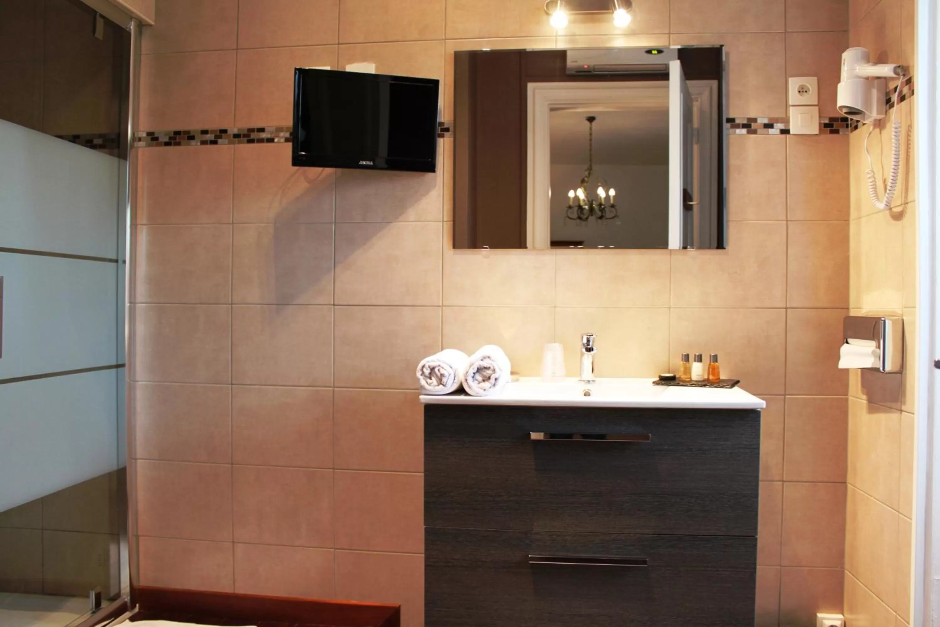 Bathroom in Résidence et Chambres d'Hôtes de La Porte d'Arras