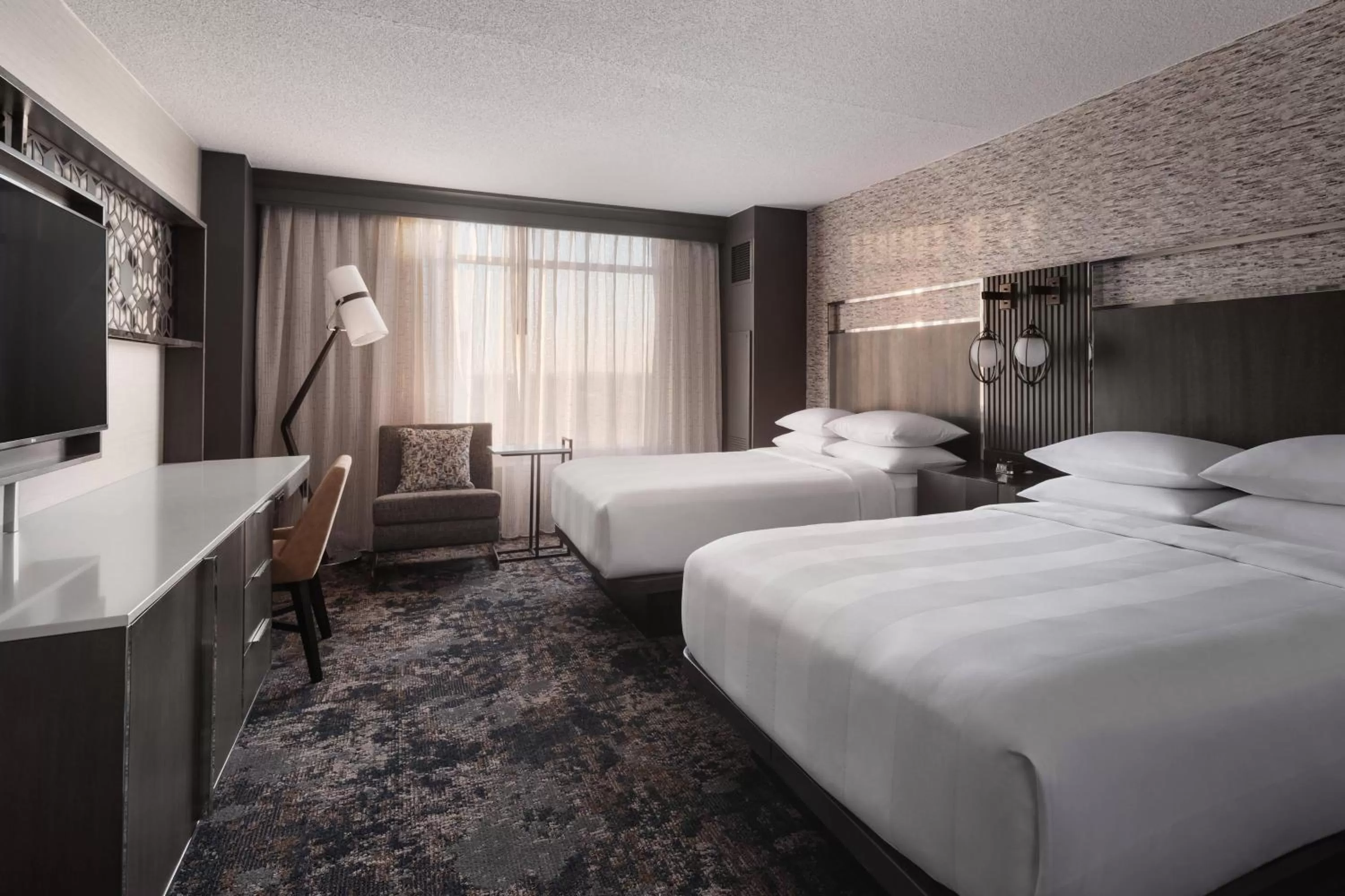 Photo of the whole room, Bed in Bridgewater Marriott