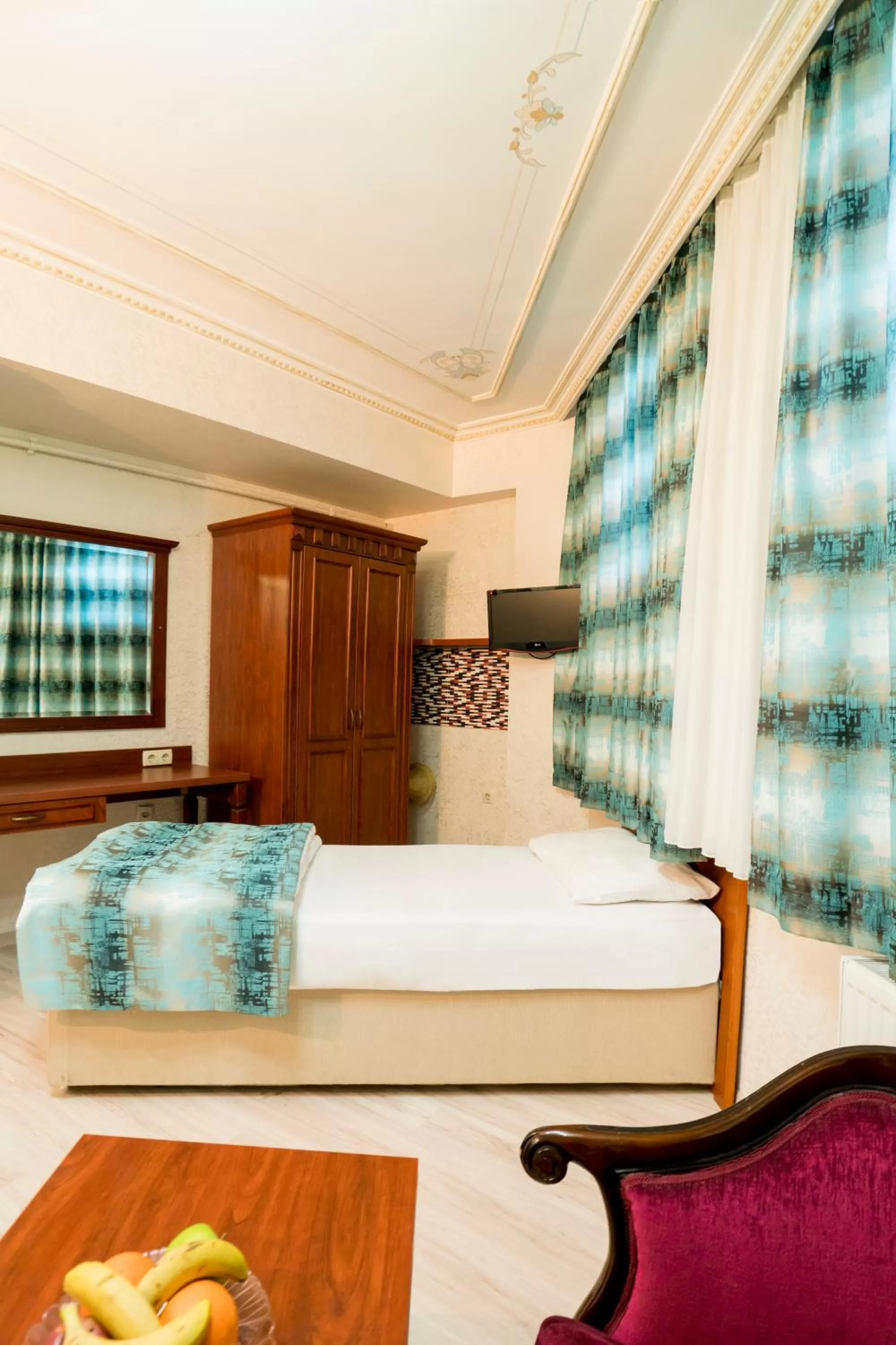 Decorative detail, Bed in Atam Suites