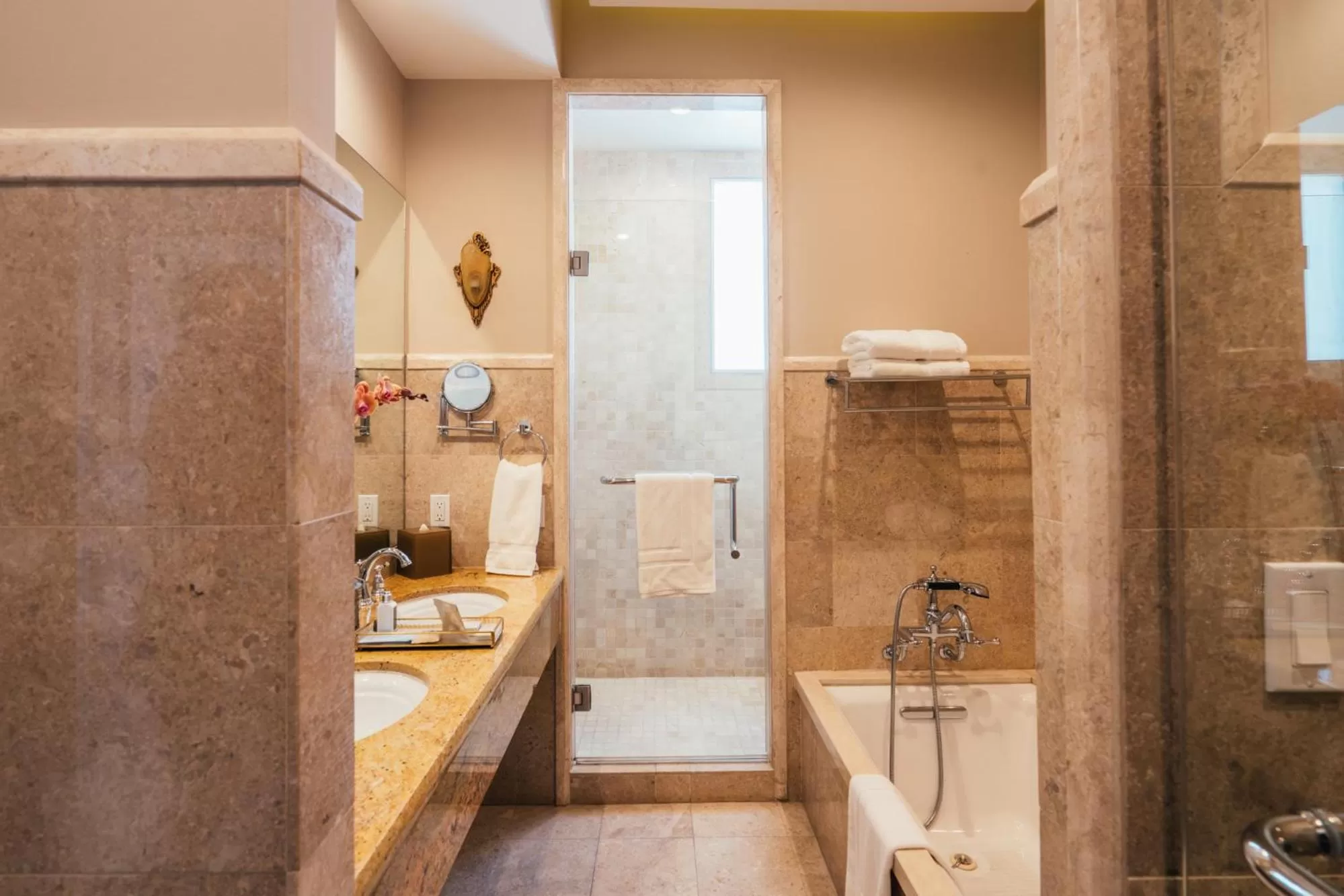 Bathroom in Neighbourgood Sutter Mansion