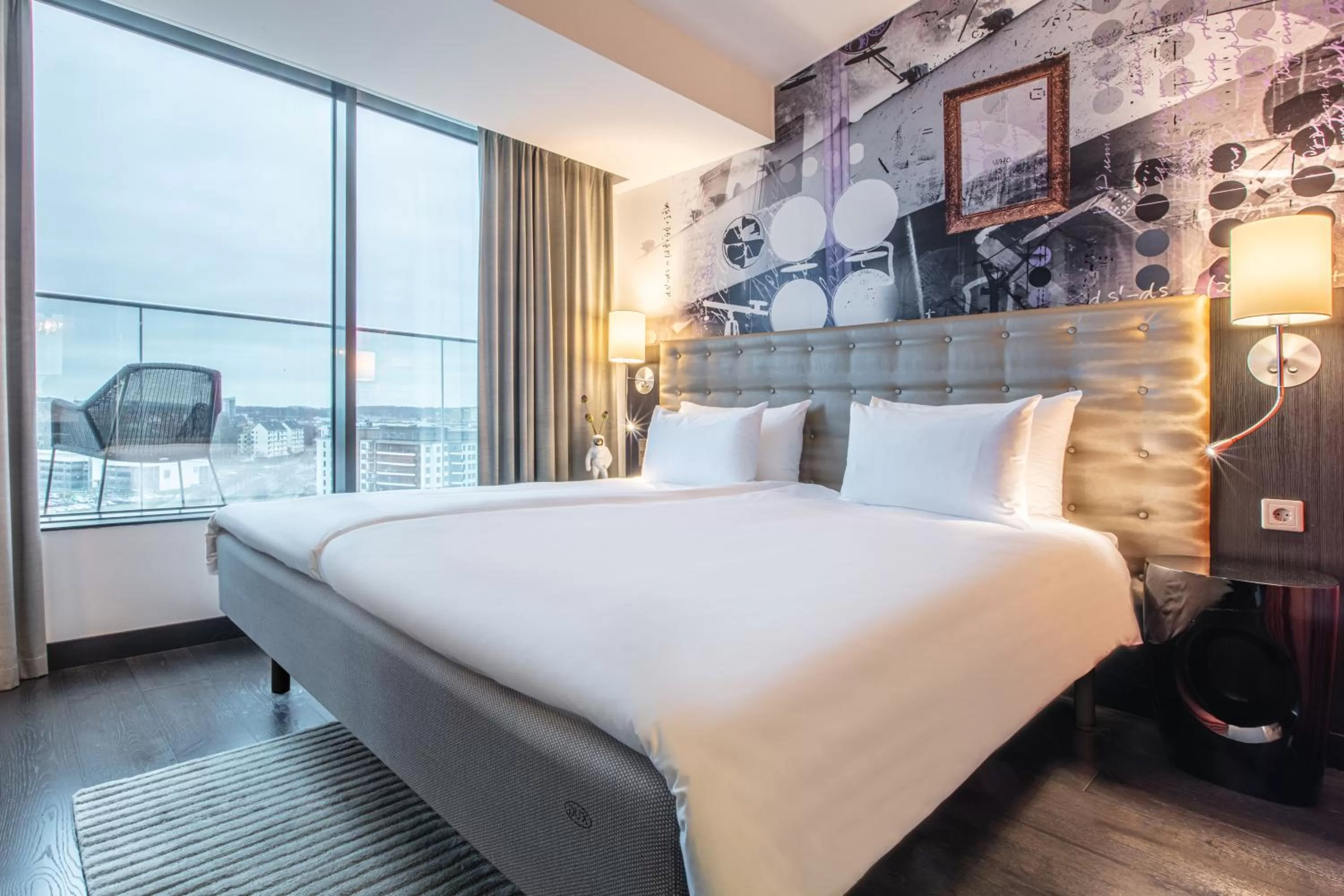 Bedroom, Bed in Radisson Blu Riverside Hotel