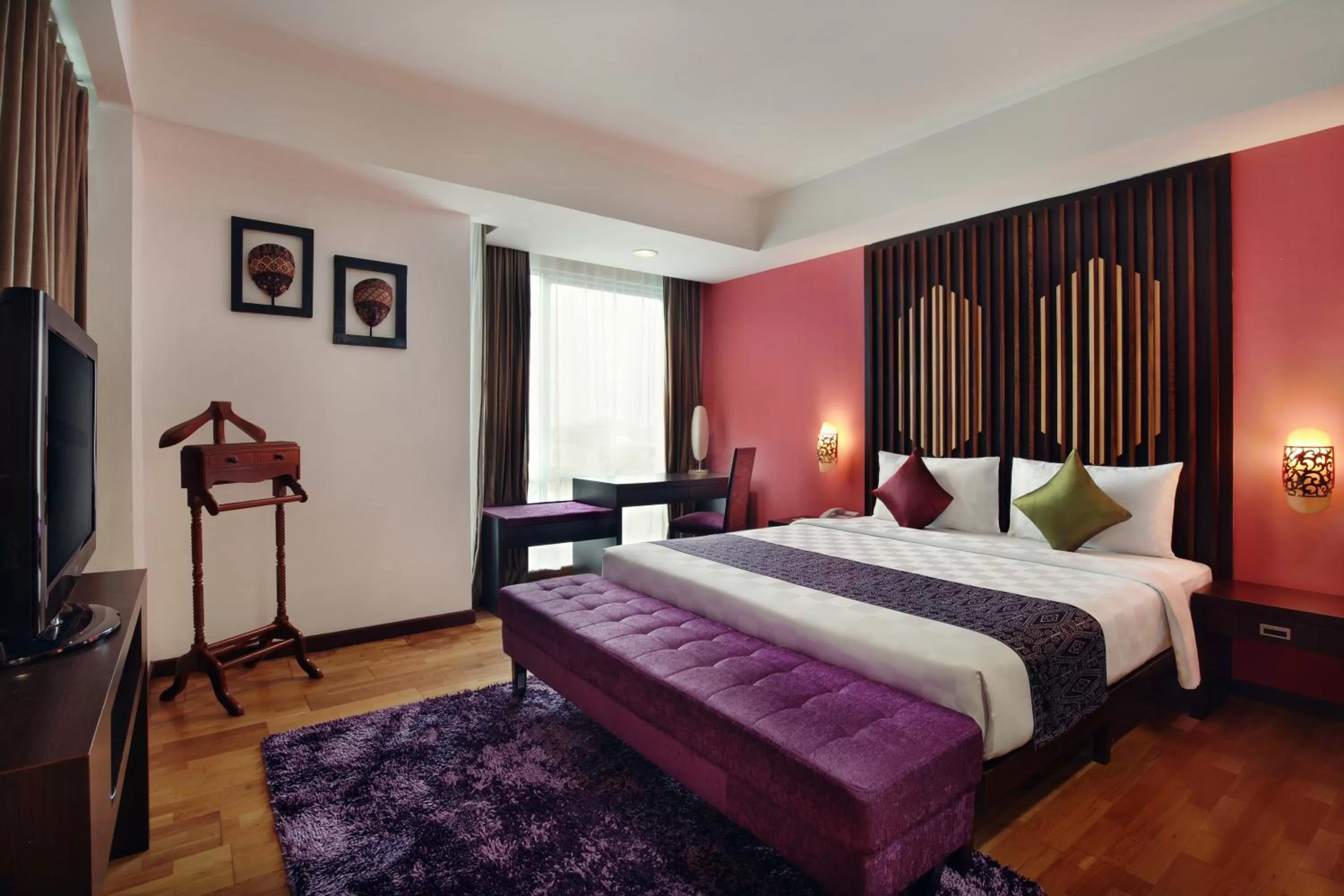 Bed in Mercure Pontianak City Center