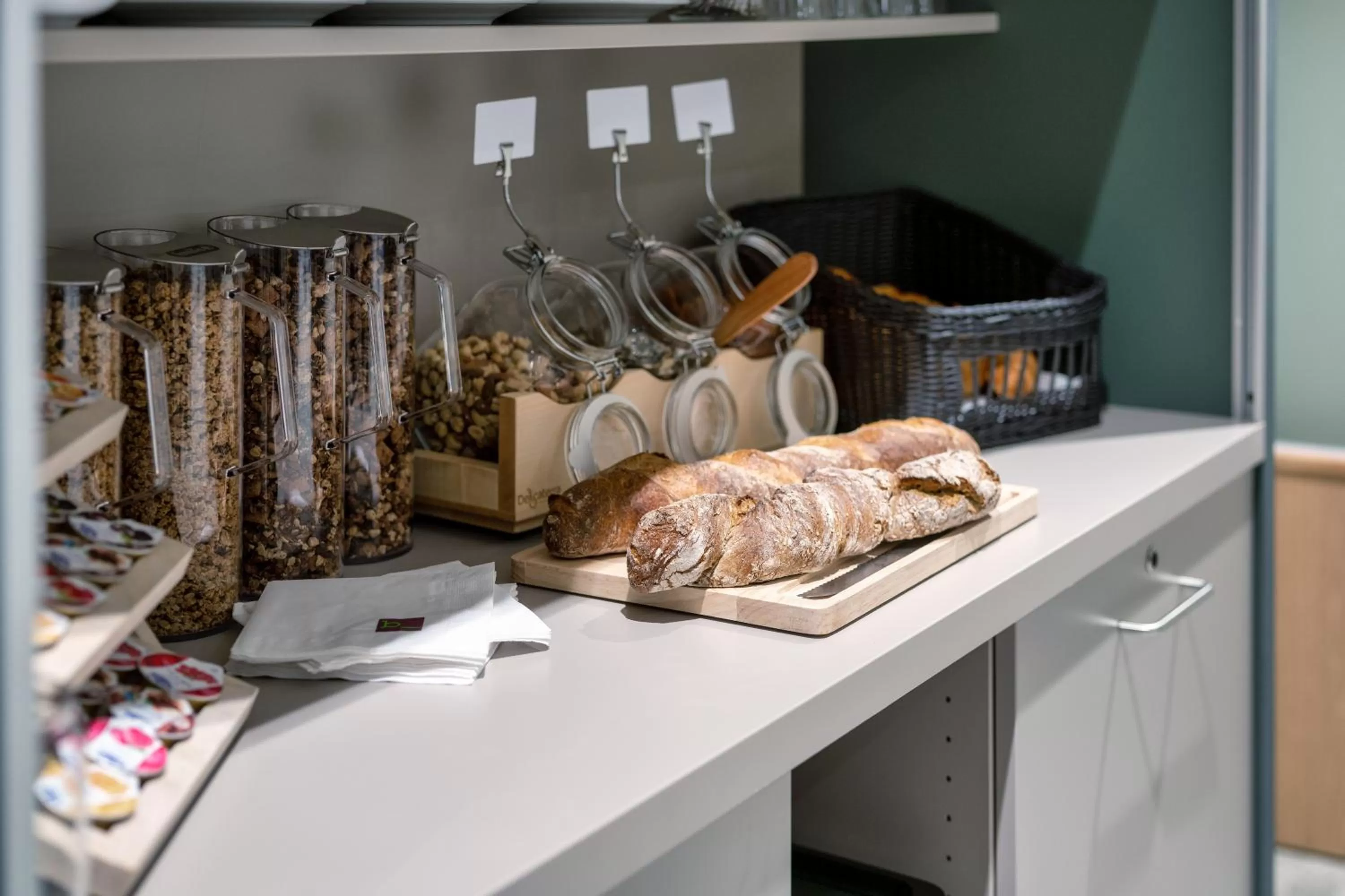 Food and drinks in b-smart motel Schaan