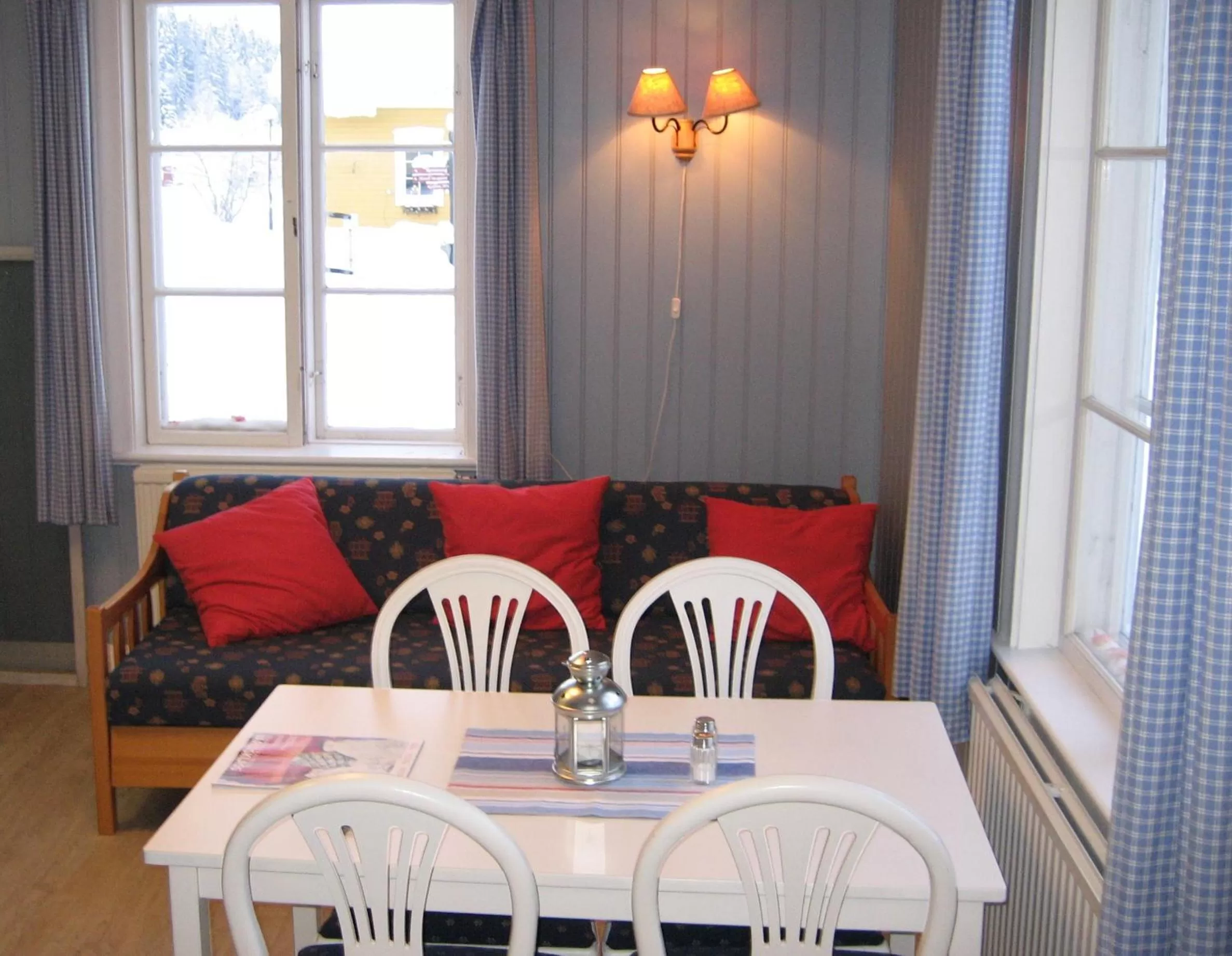 Photo of the whole room, Seating Area in Värdshuset Lugnet