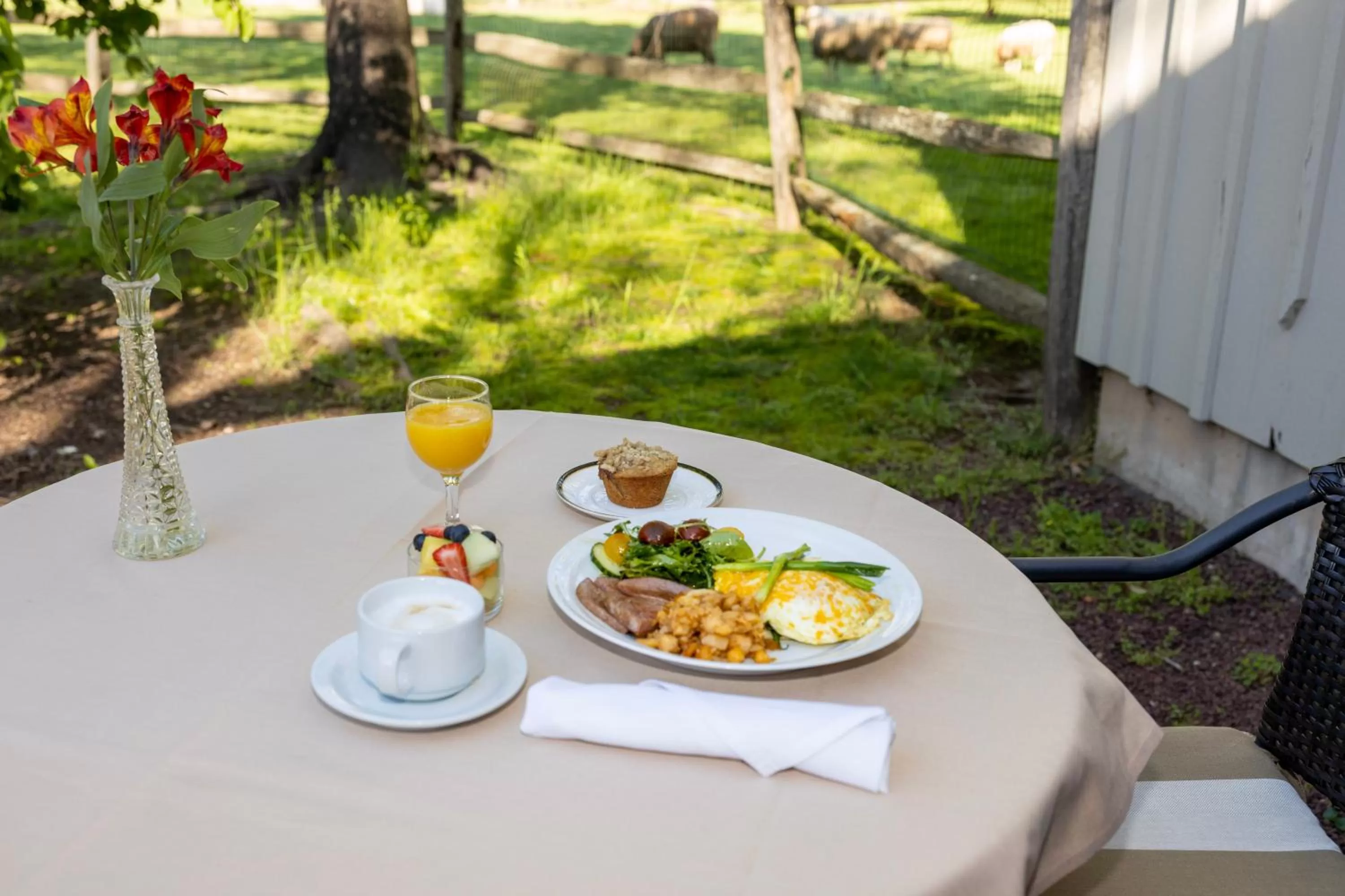 Breakfast in Woolverton Inn