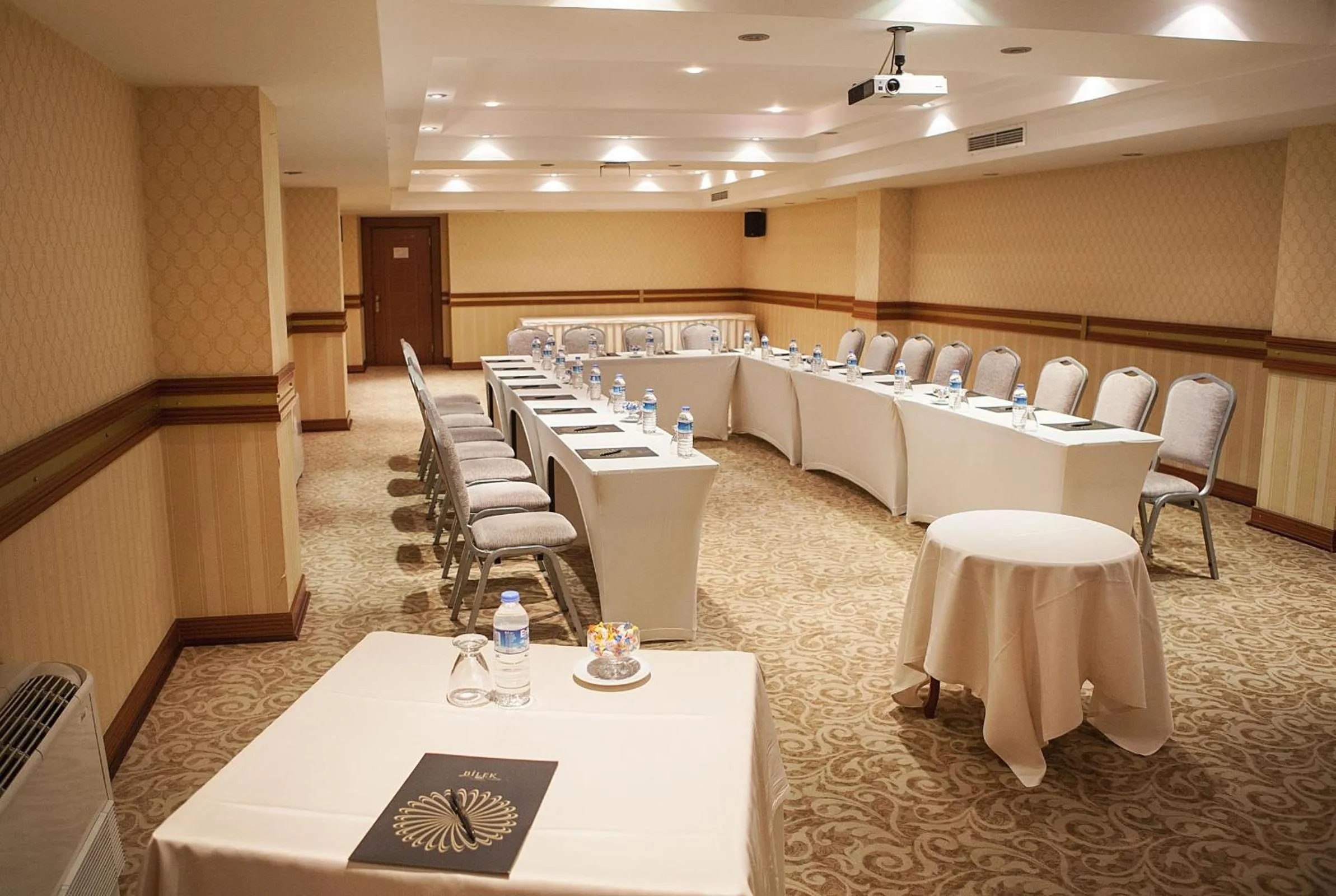 Business facilities in Bilek Istanbul Hotel